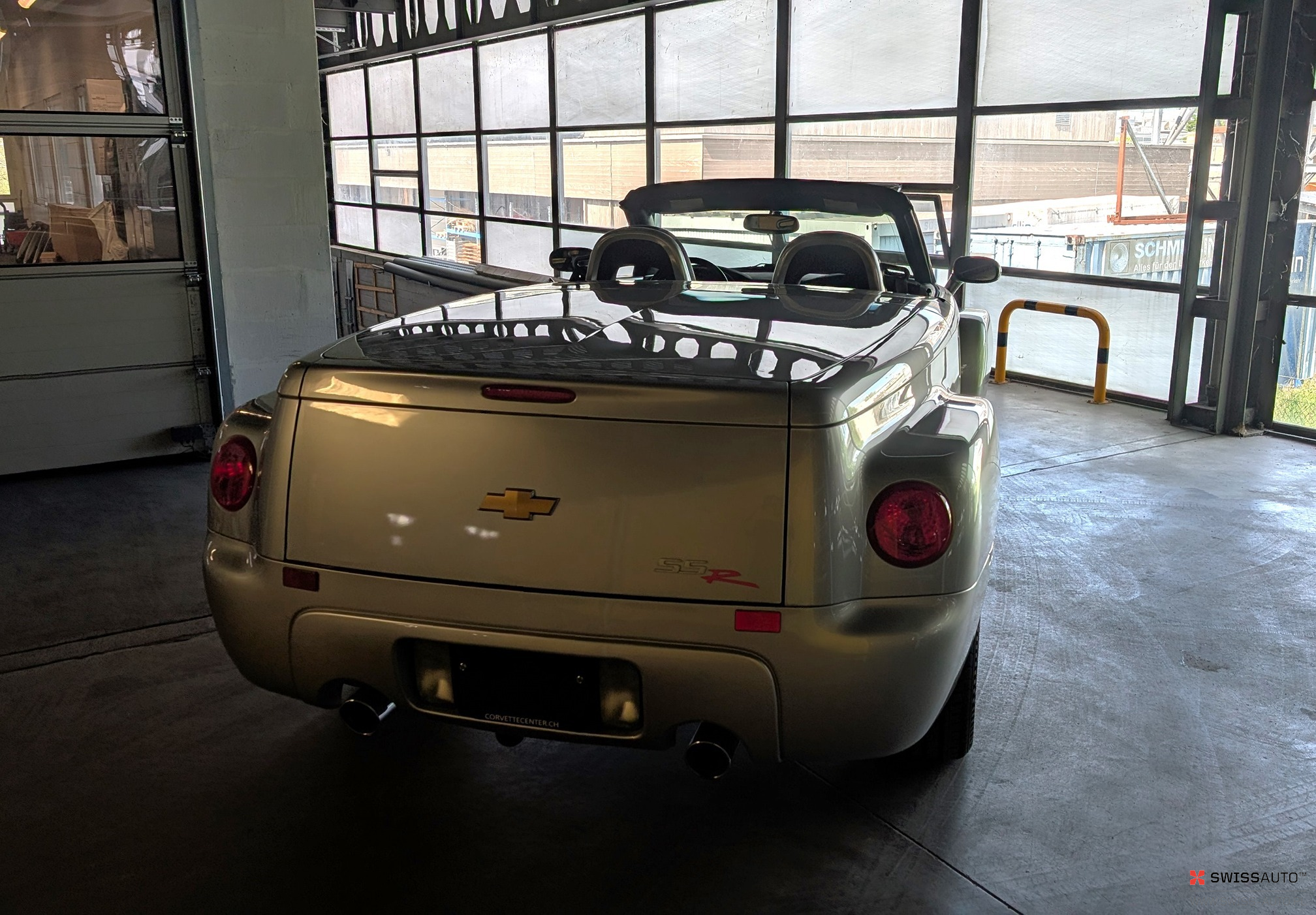 Auction Image