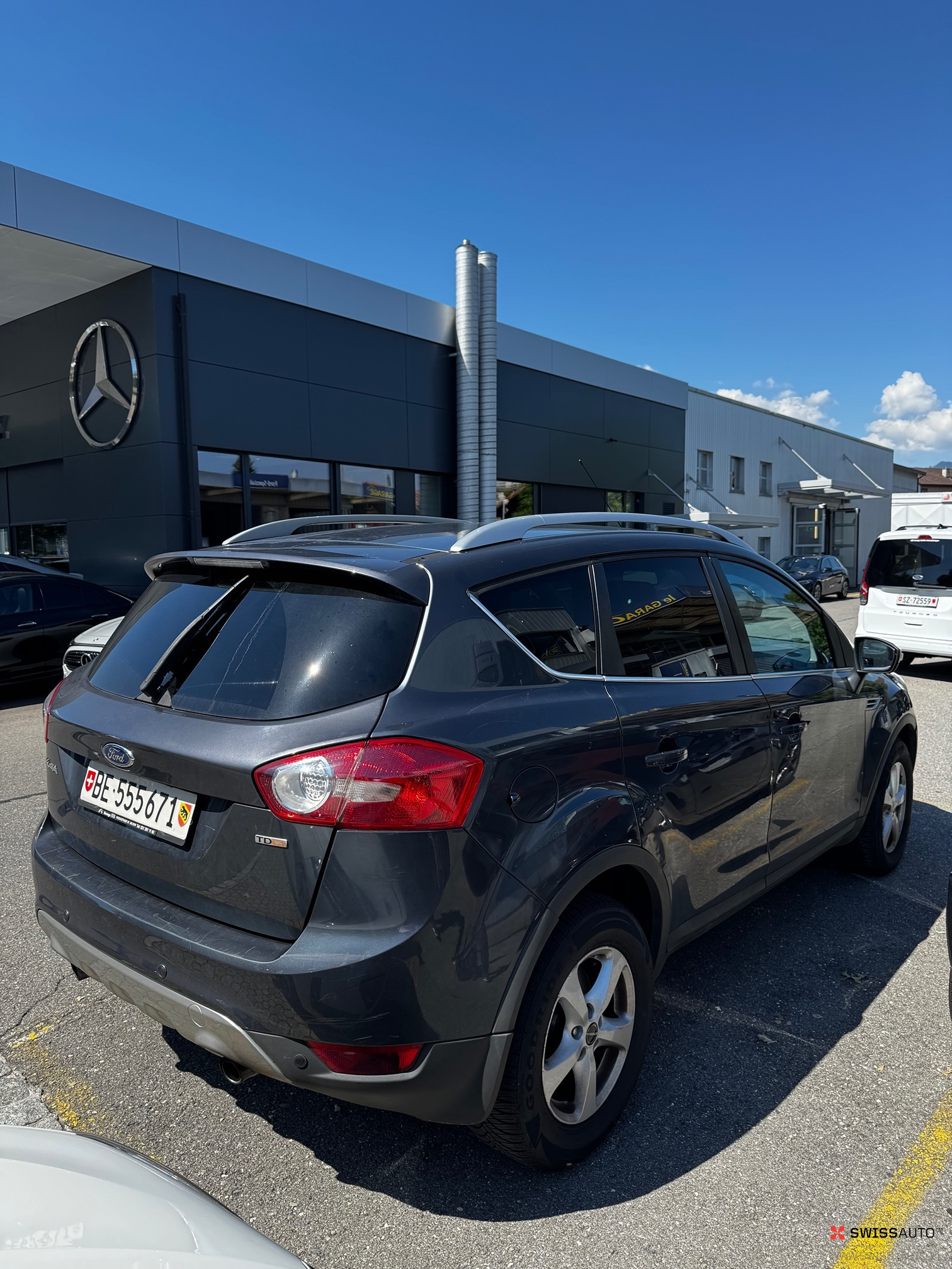 Auction Image
