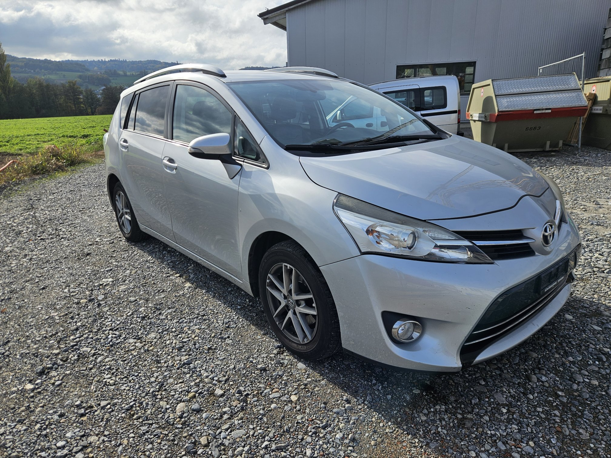 Auction Image