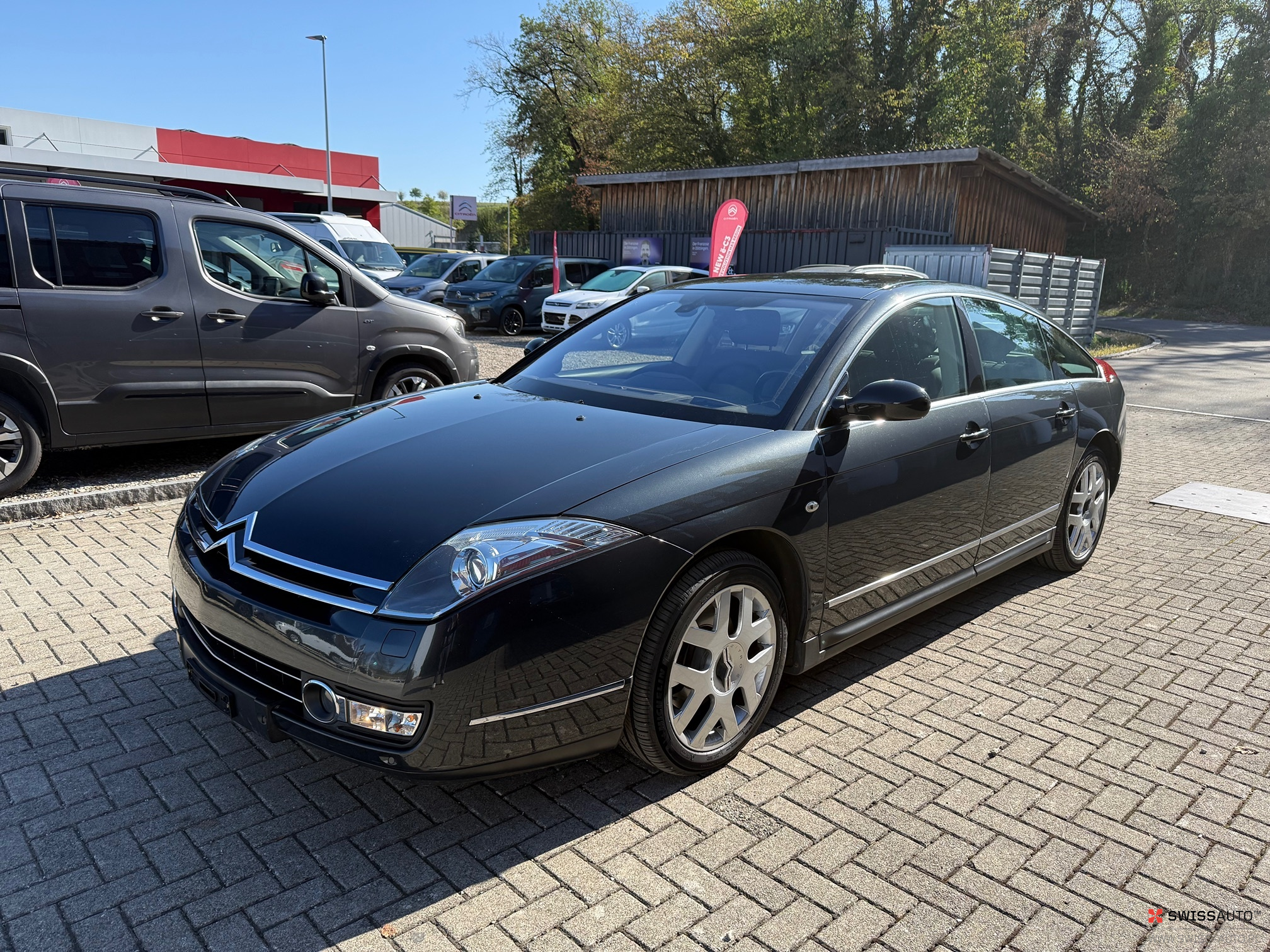 Auction Image