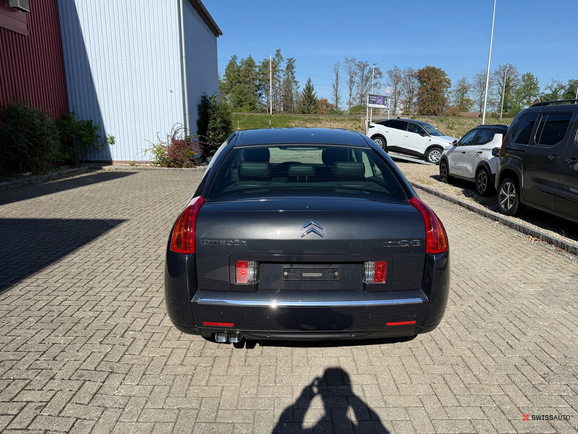 Auction Image