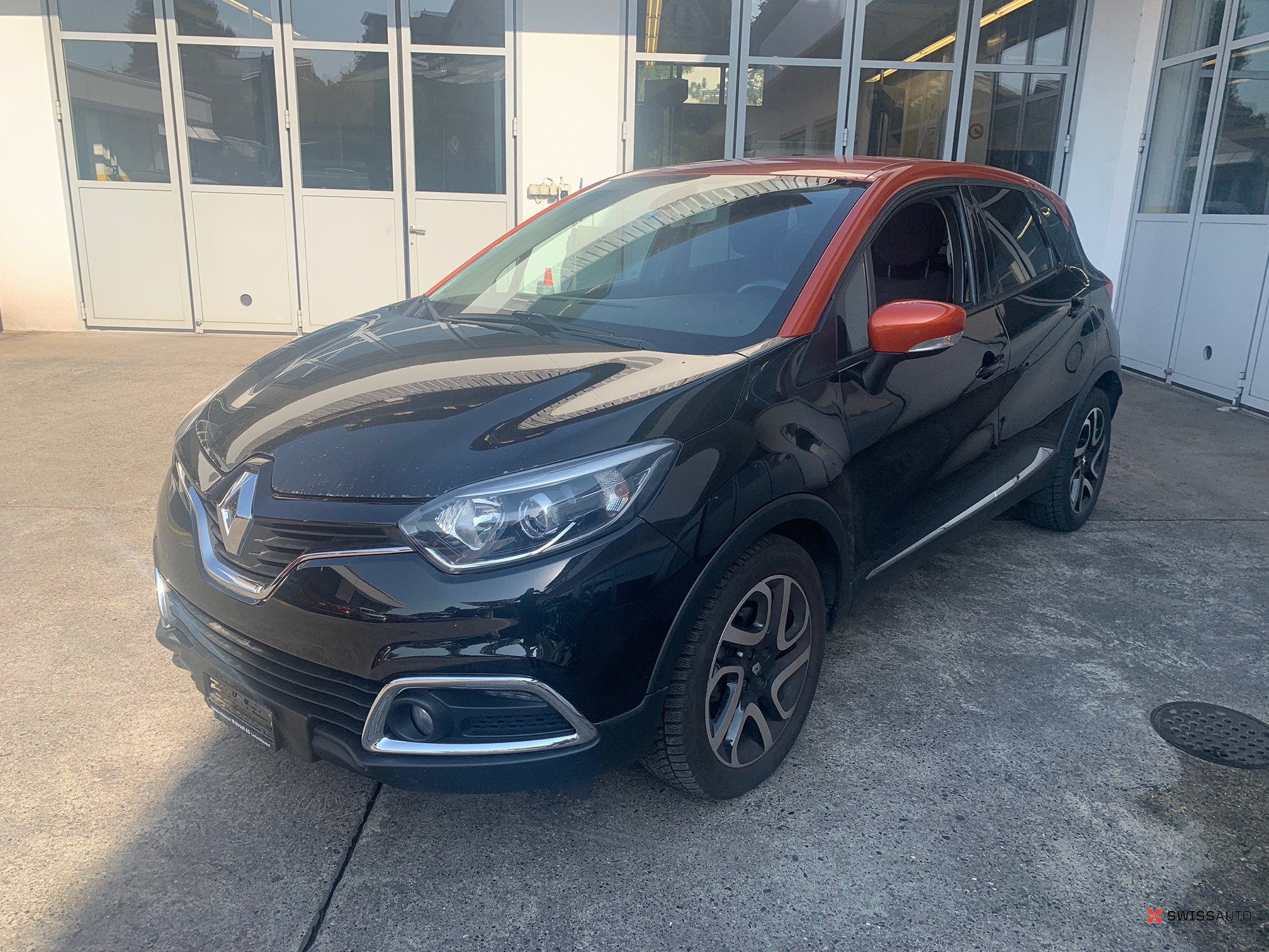 Auction Image