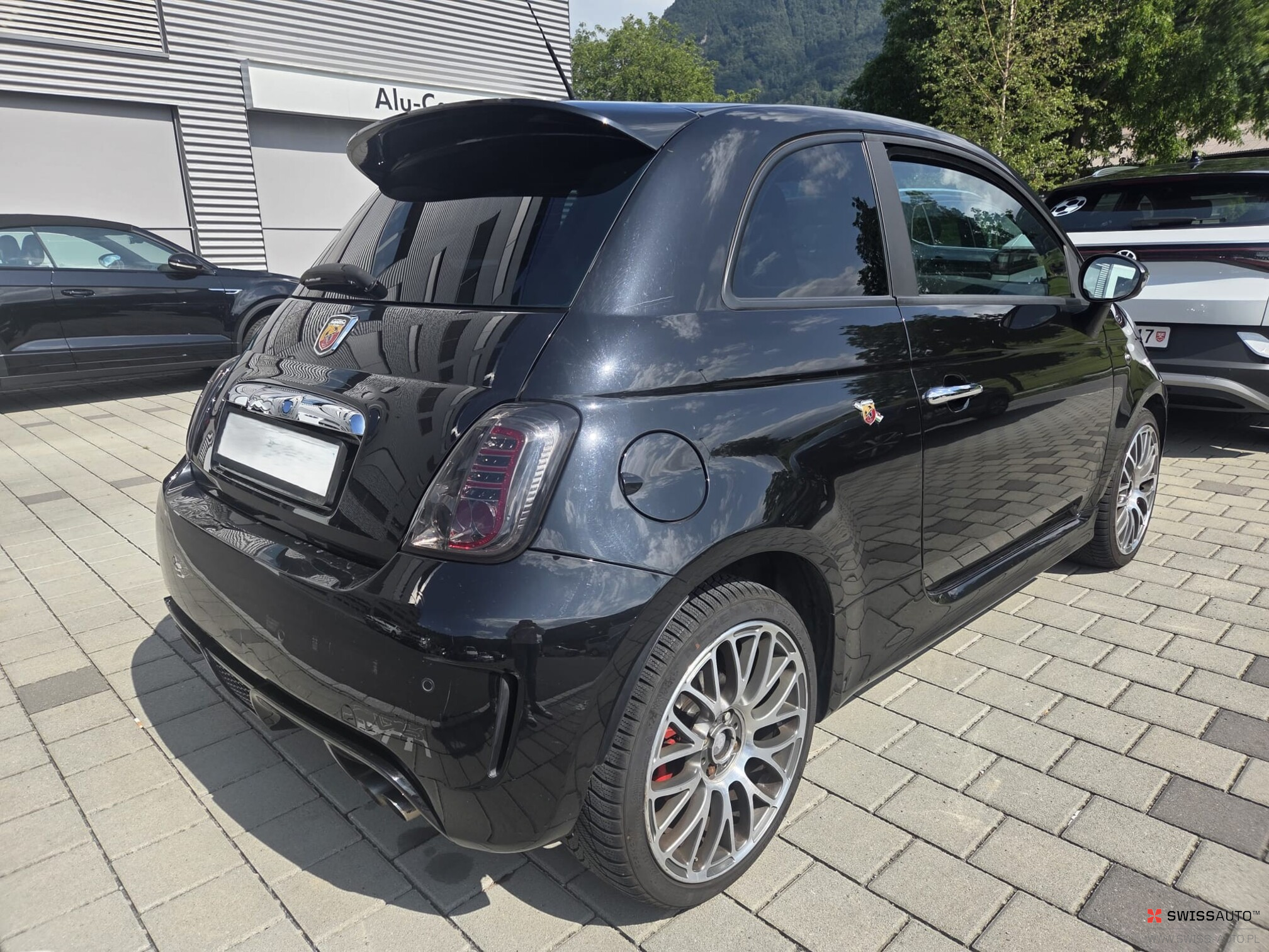 Auction Image