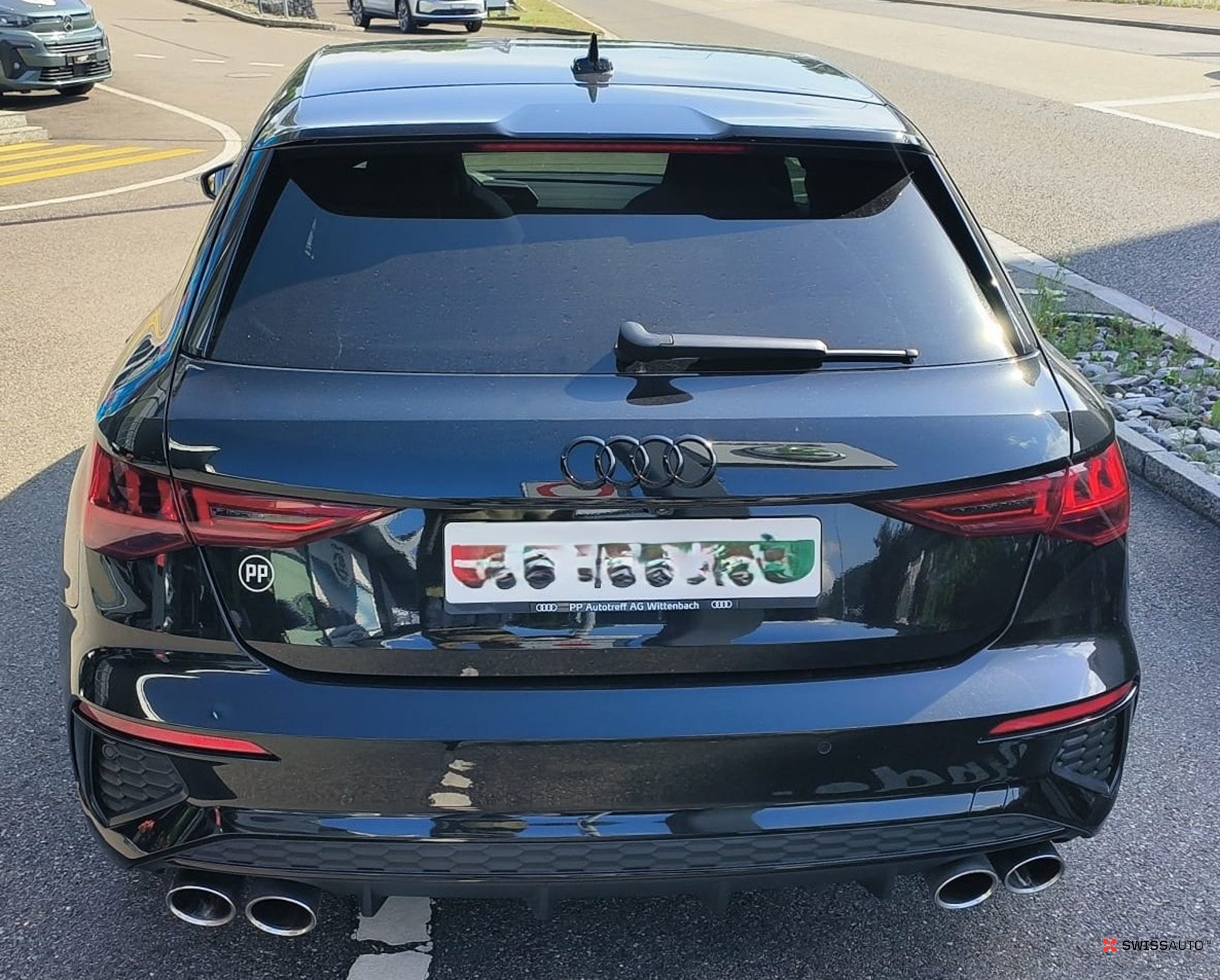 Auction Image