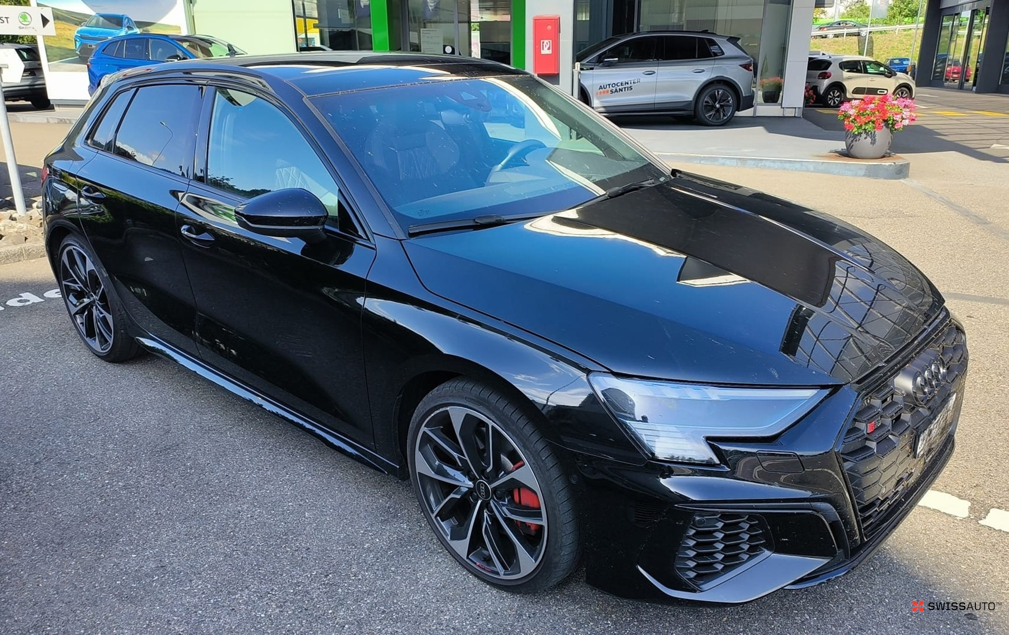 Auction Image