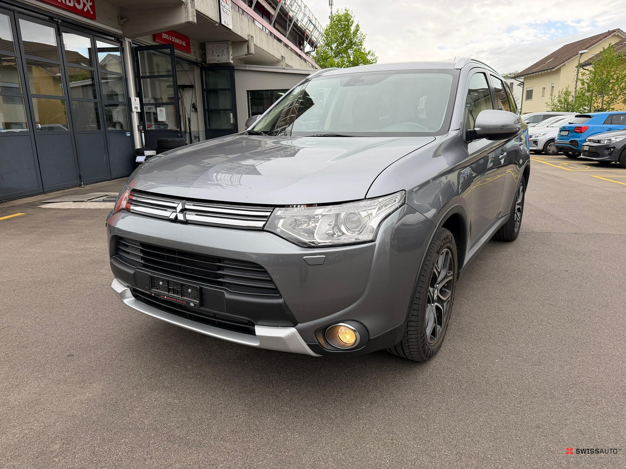 Auction Image