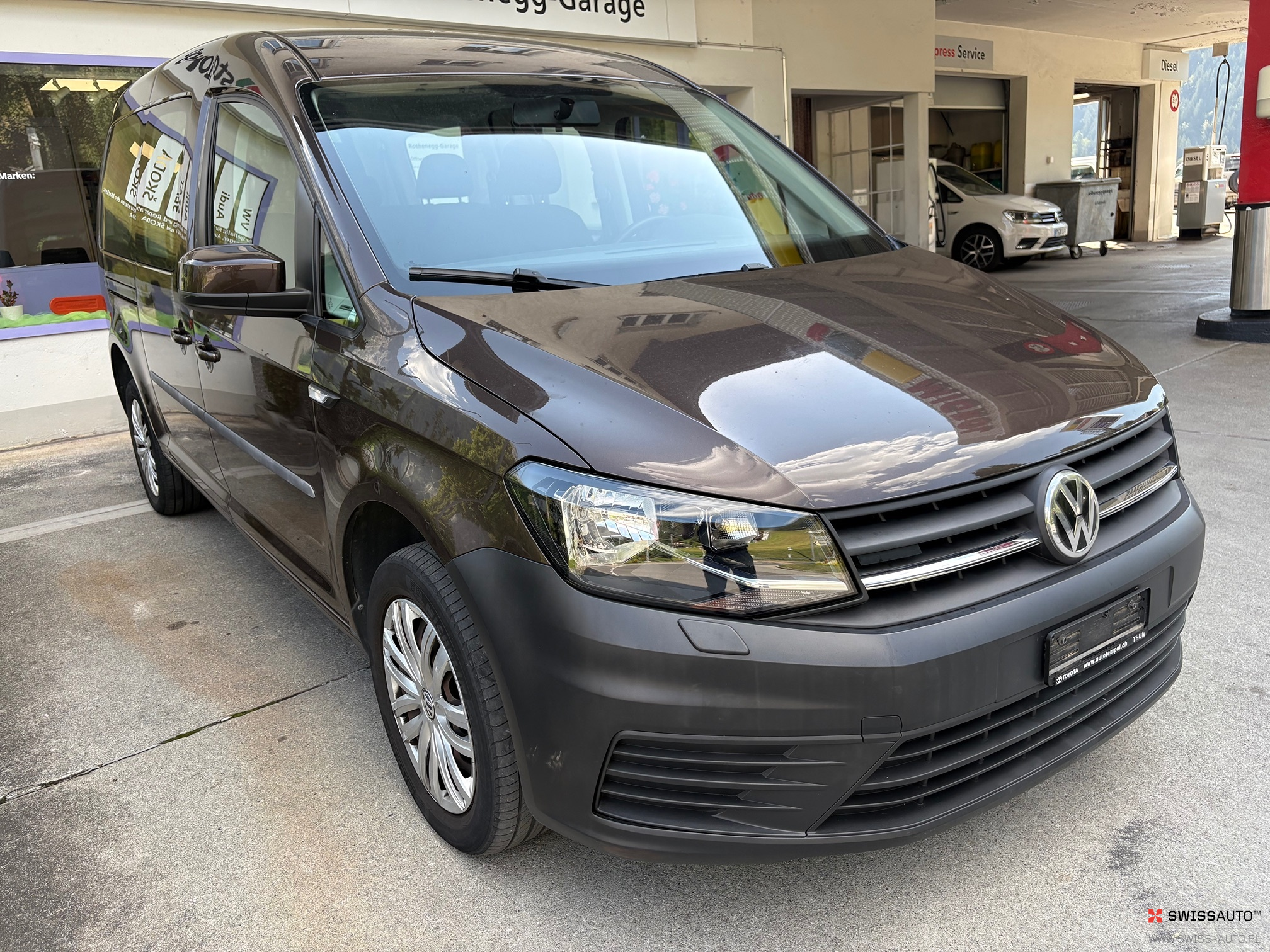 Auction Image