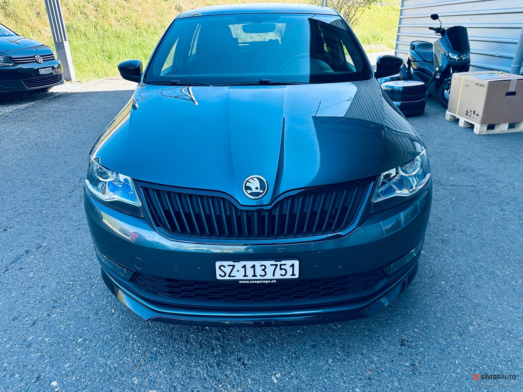 Auction Image