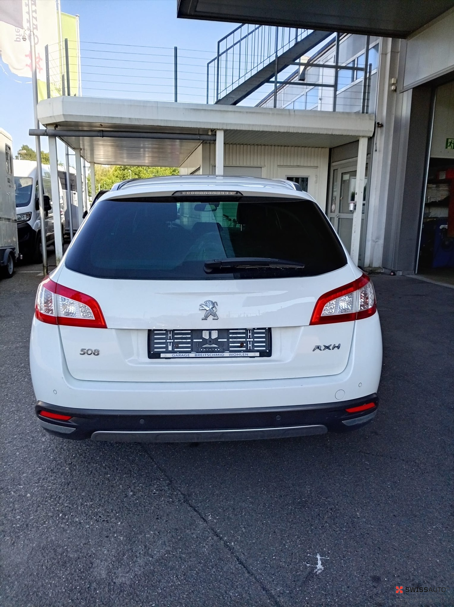 Auction Image
