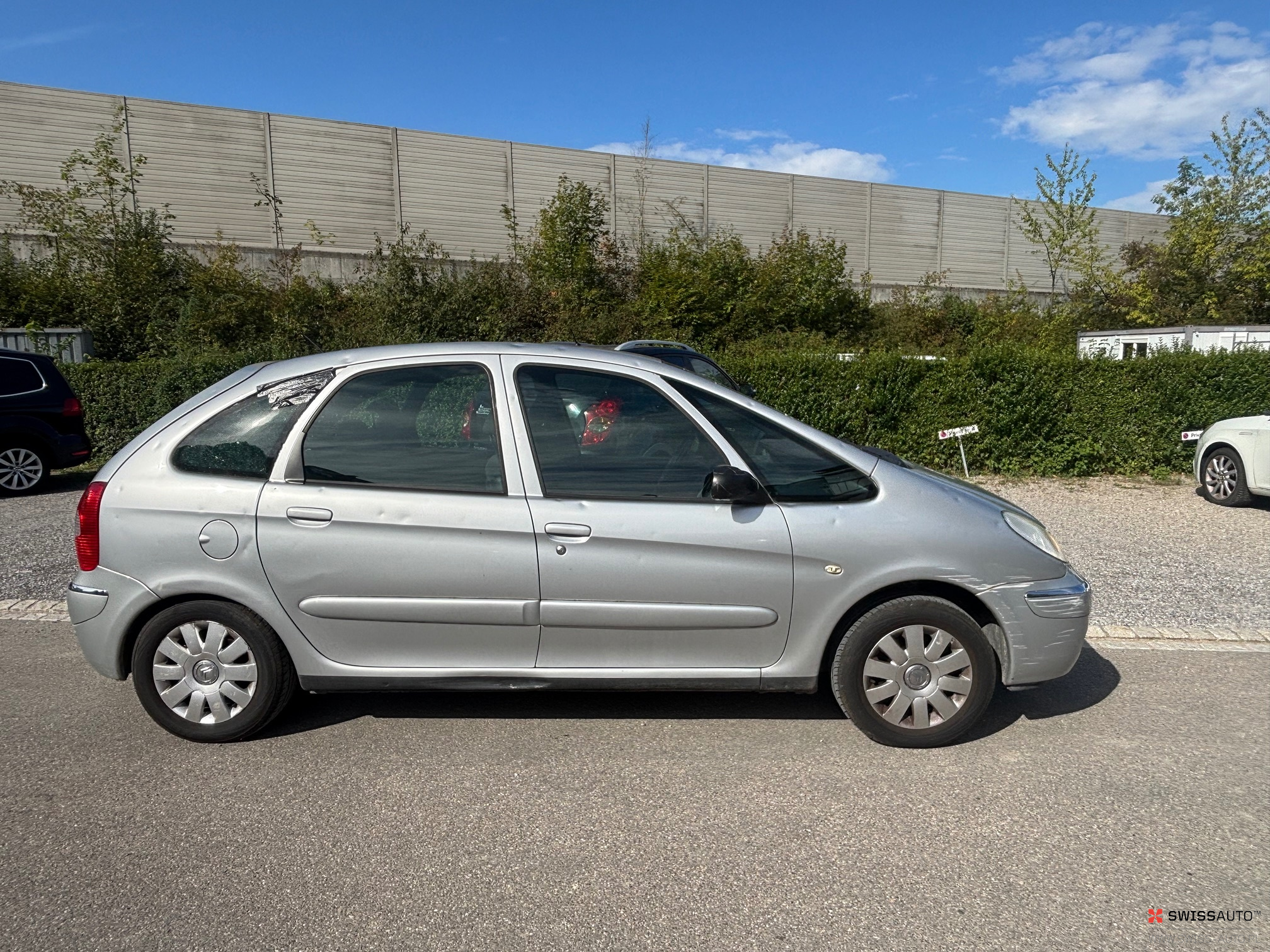 Auction Image