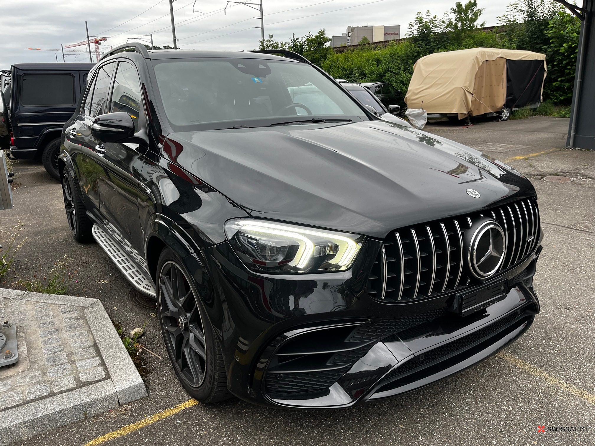 Auction Image