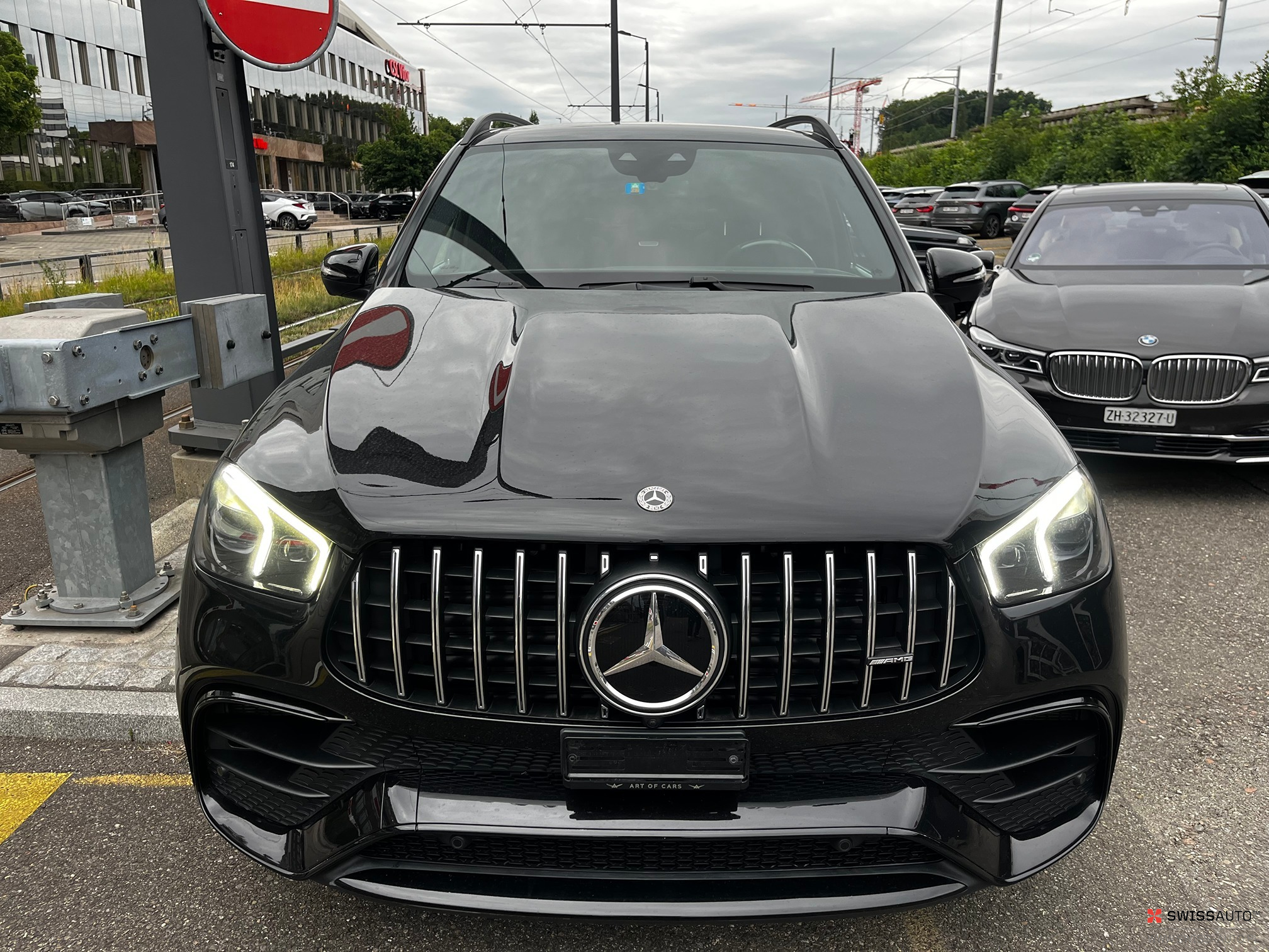Auction Image