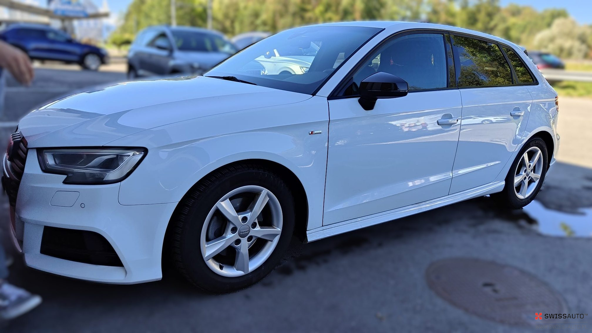 Auction Image
