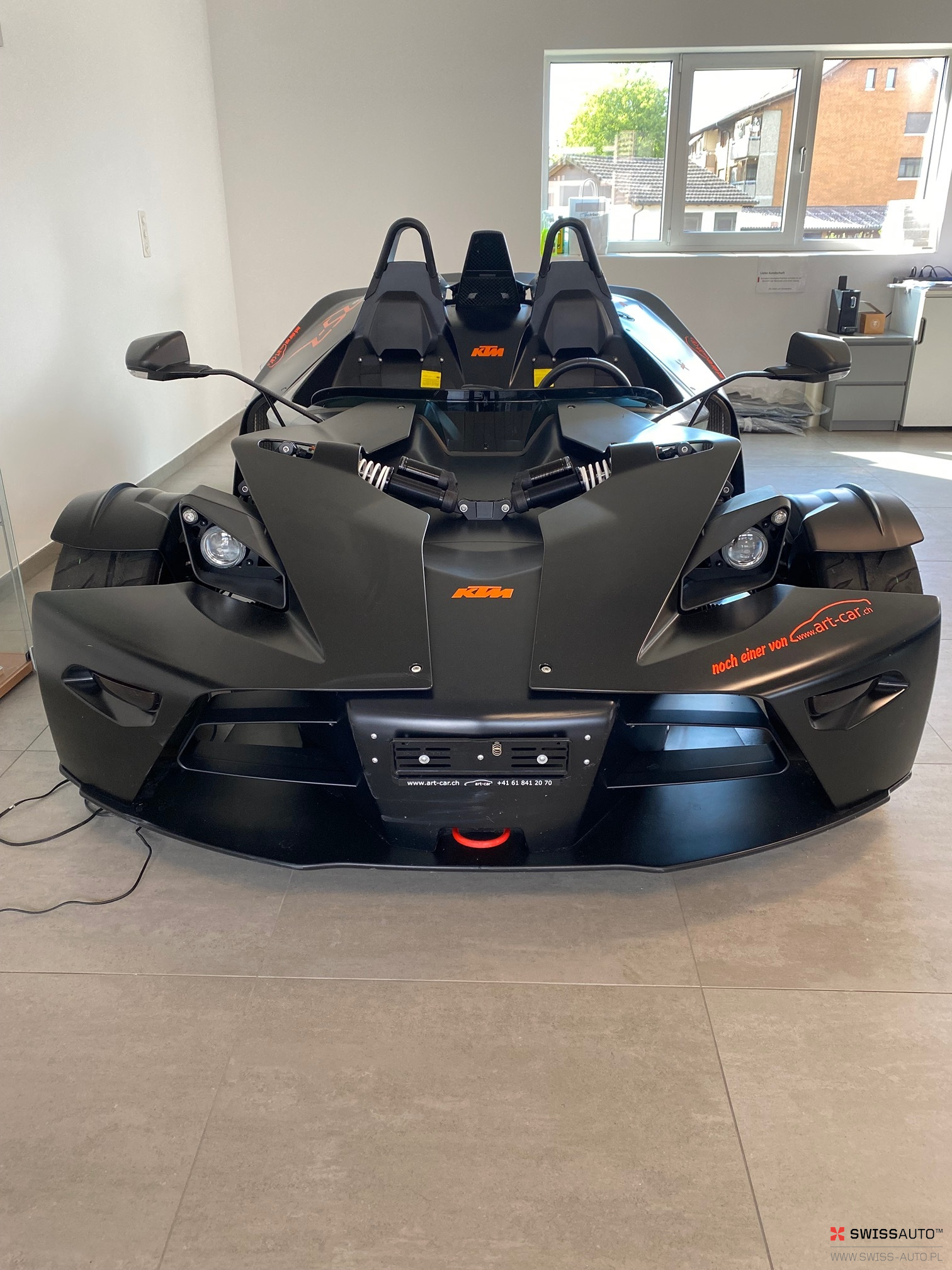 Auction Image