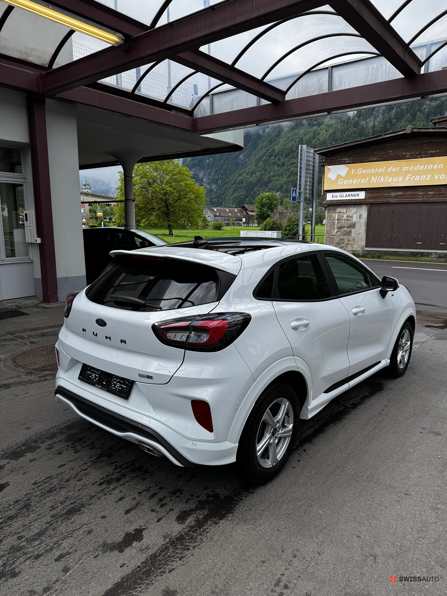 Auction Image