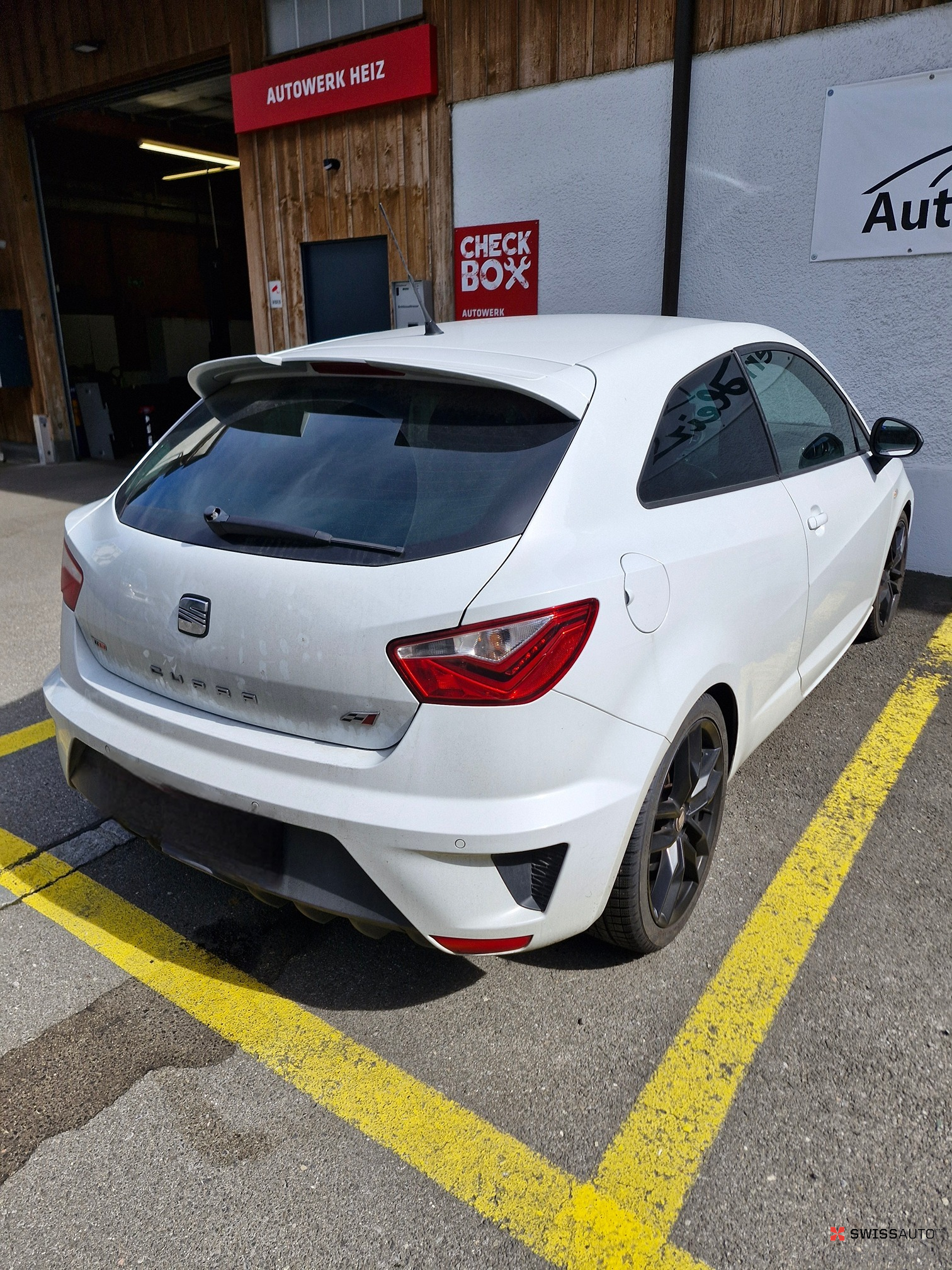 Auction Image