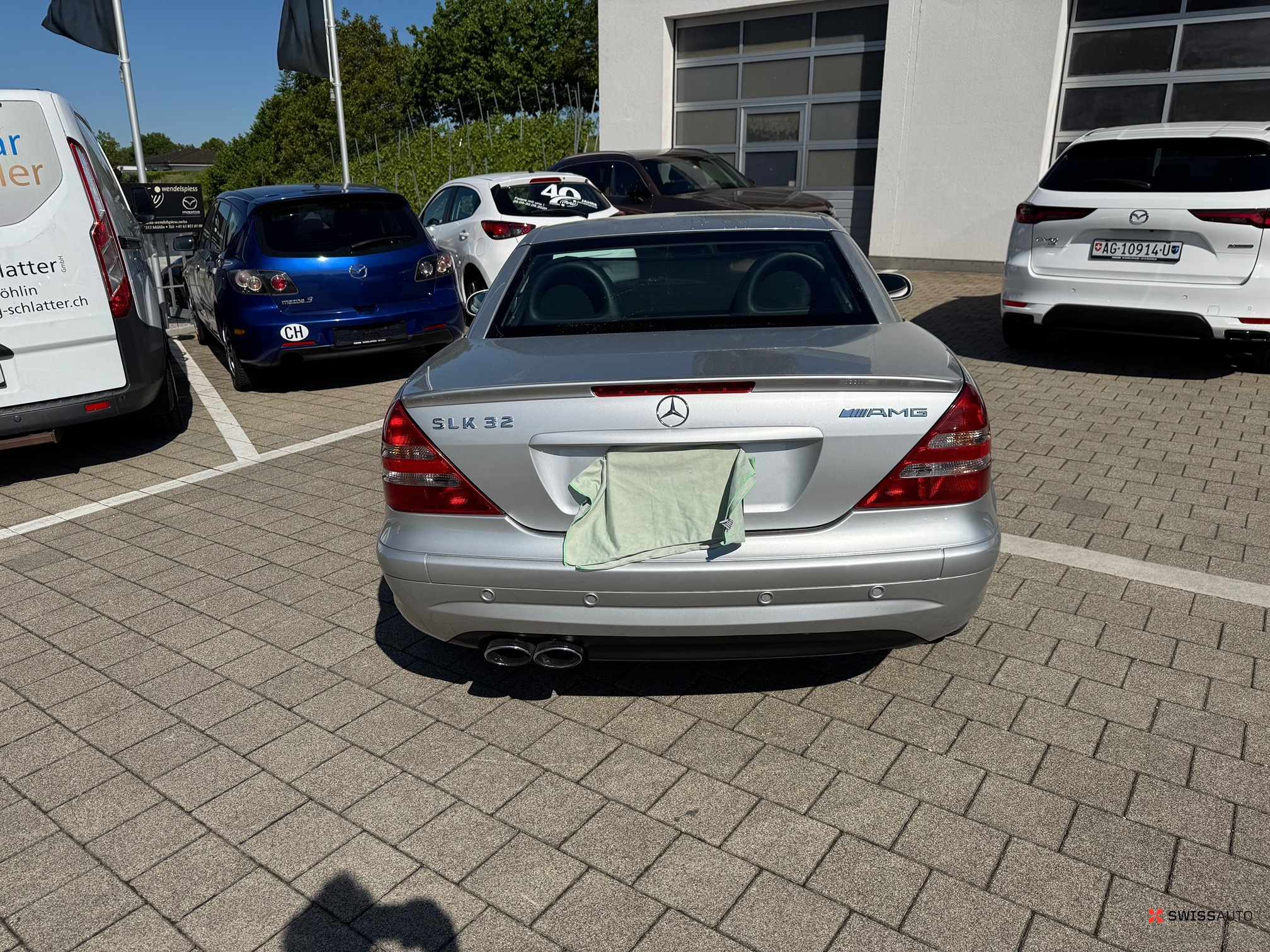 Auction Image