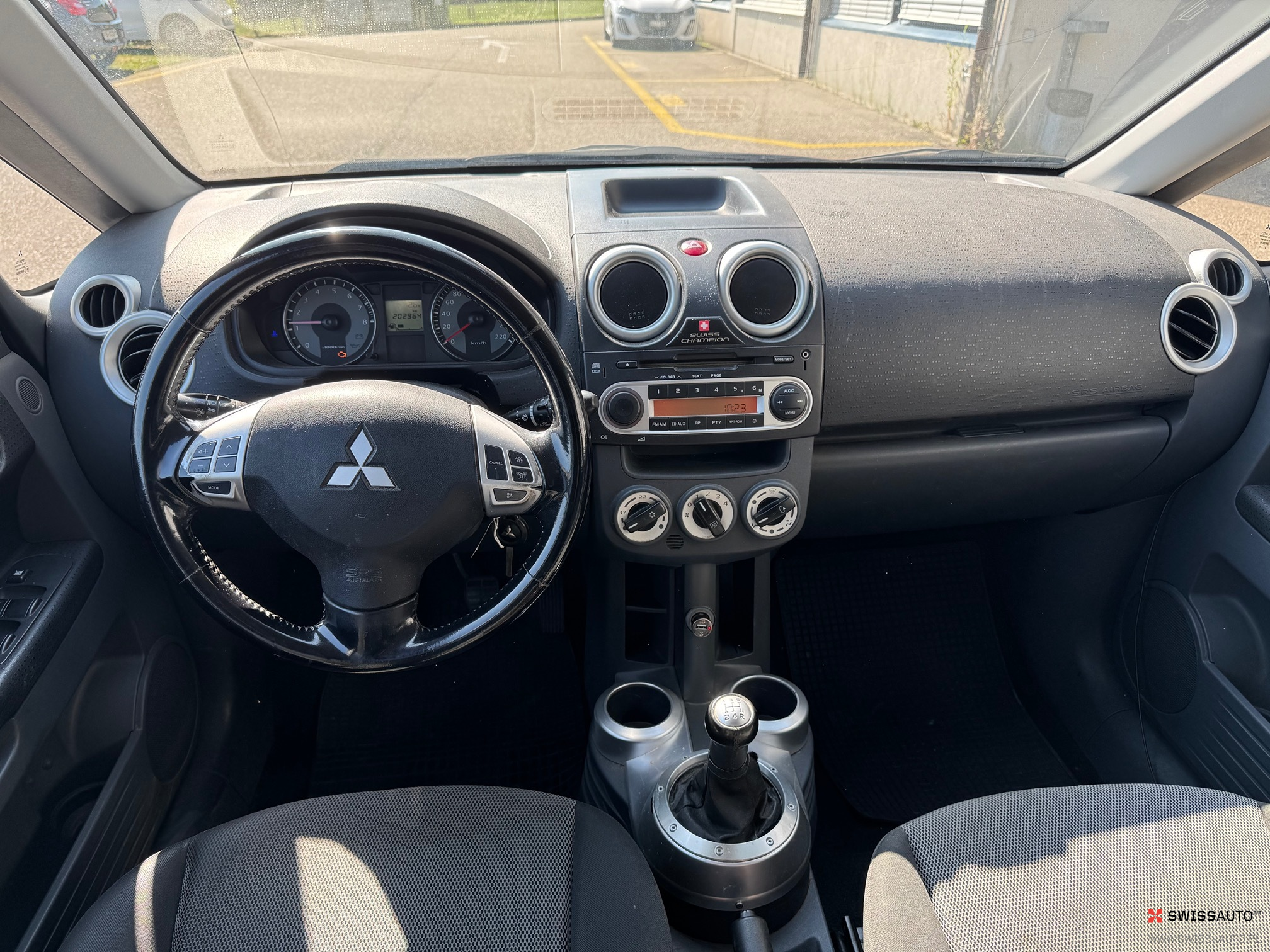Auction Image