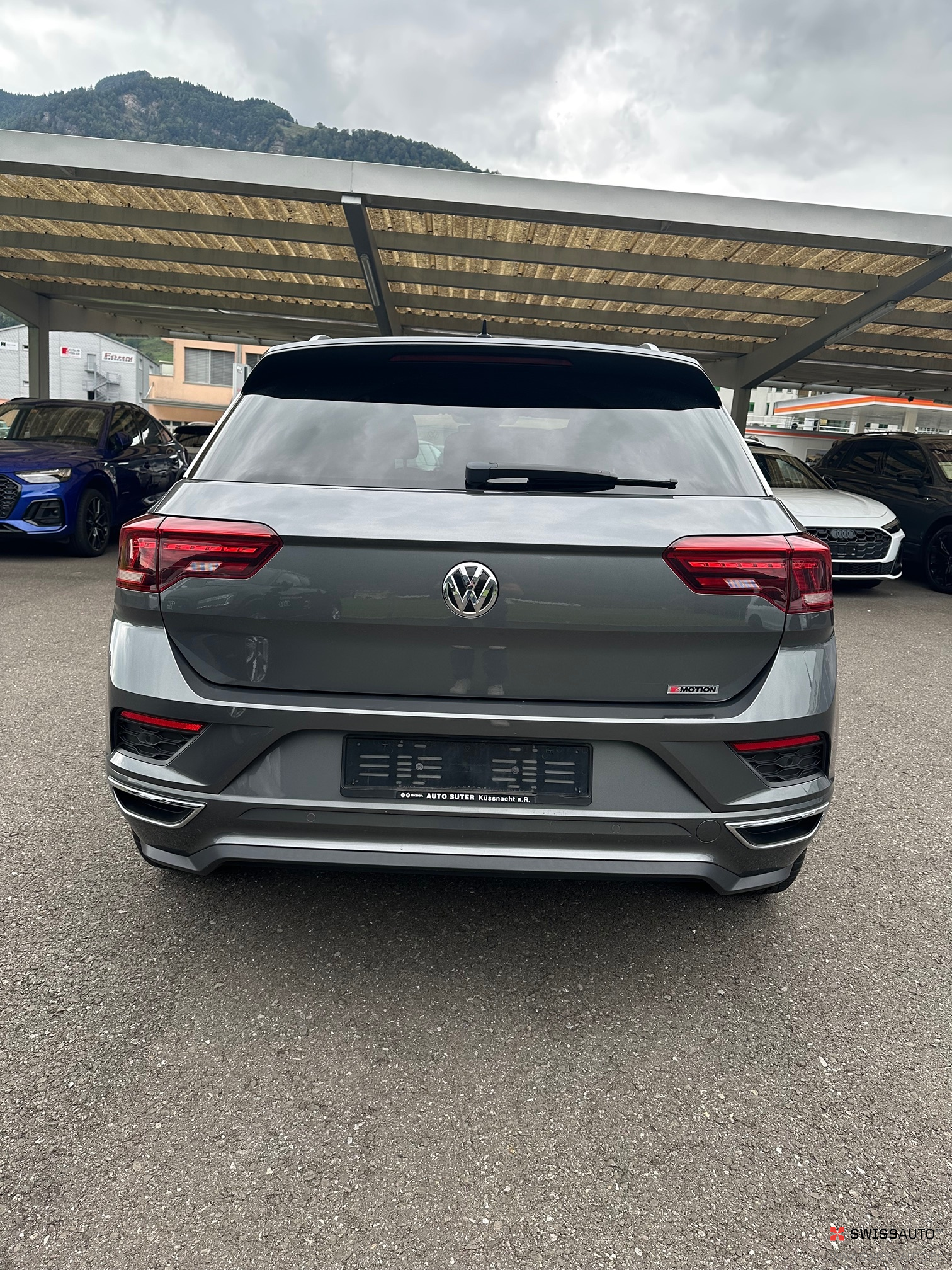 Auction Image