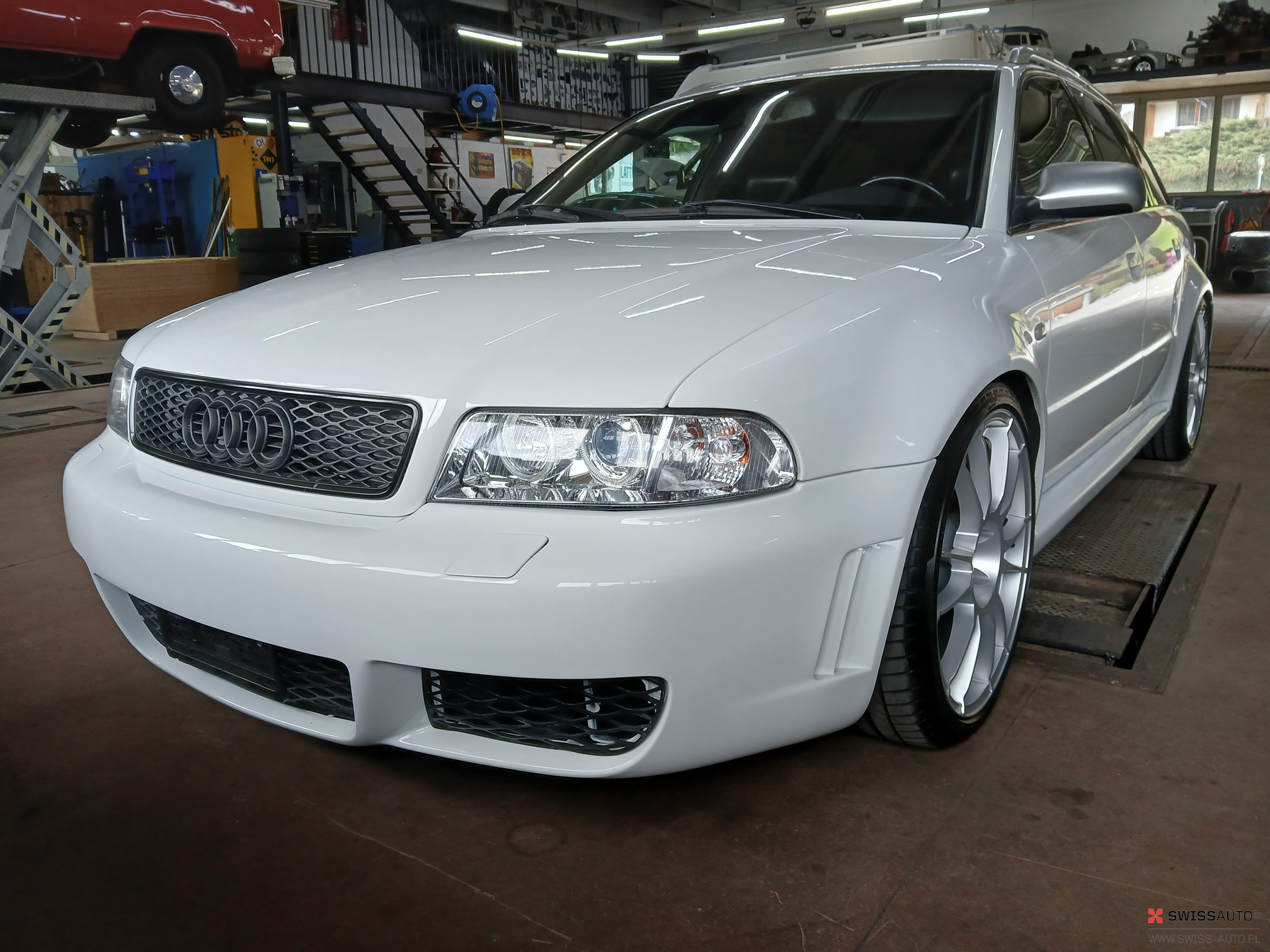 Auction Image