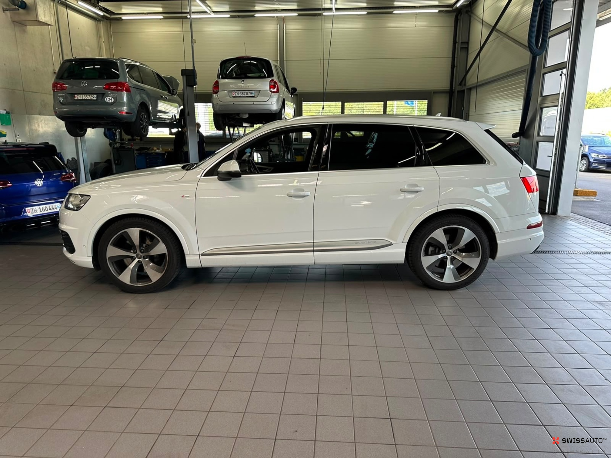 Auction Image