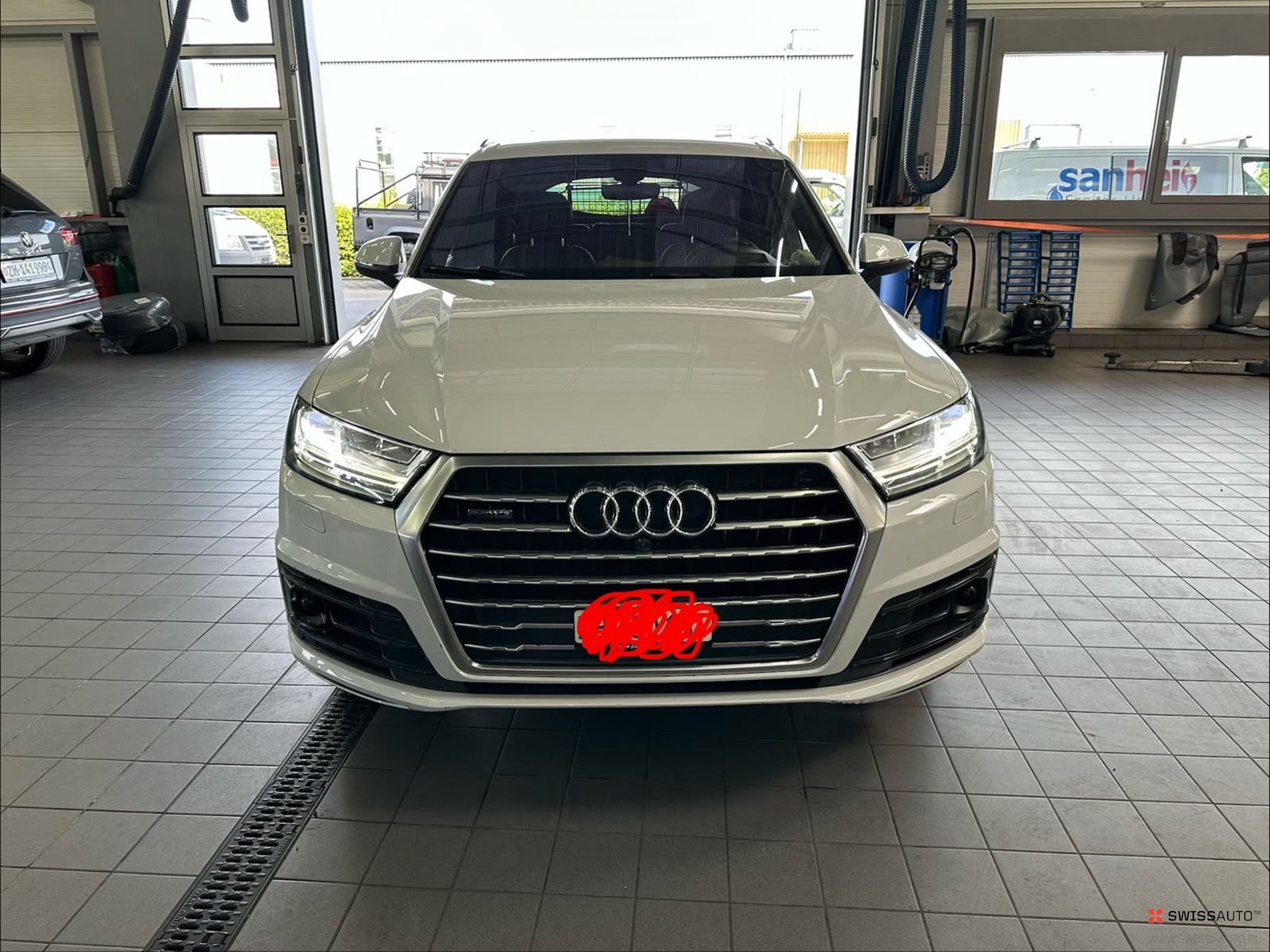 Auction Image