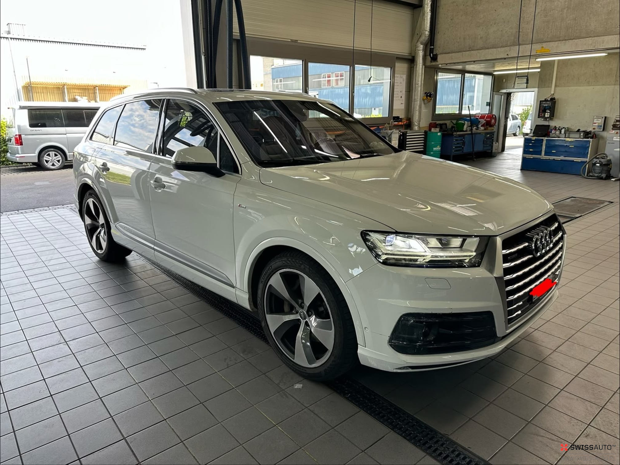 Auction Image