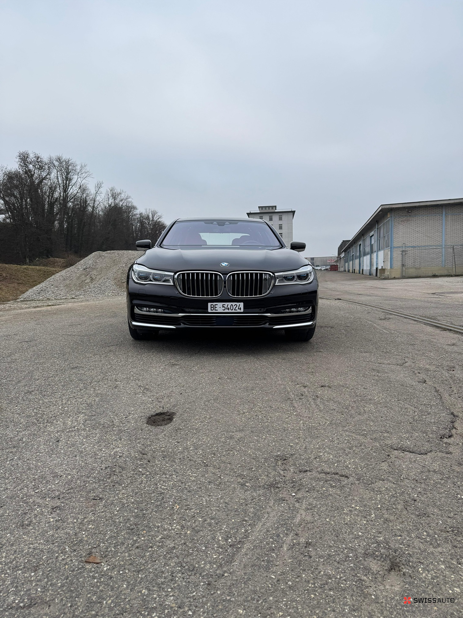 Auction Image