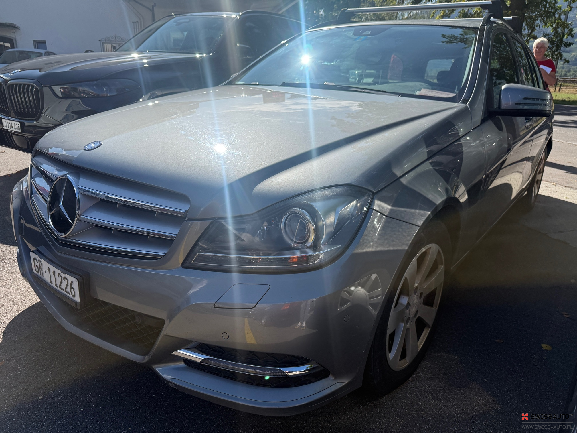 Auction Image