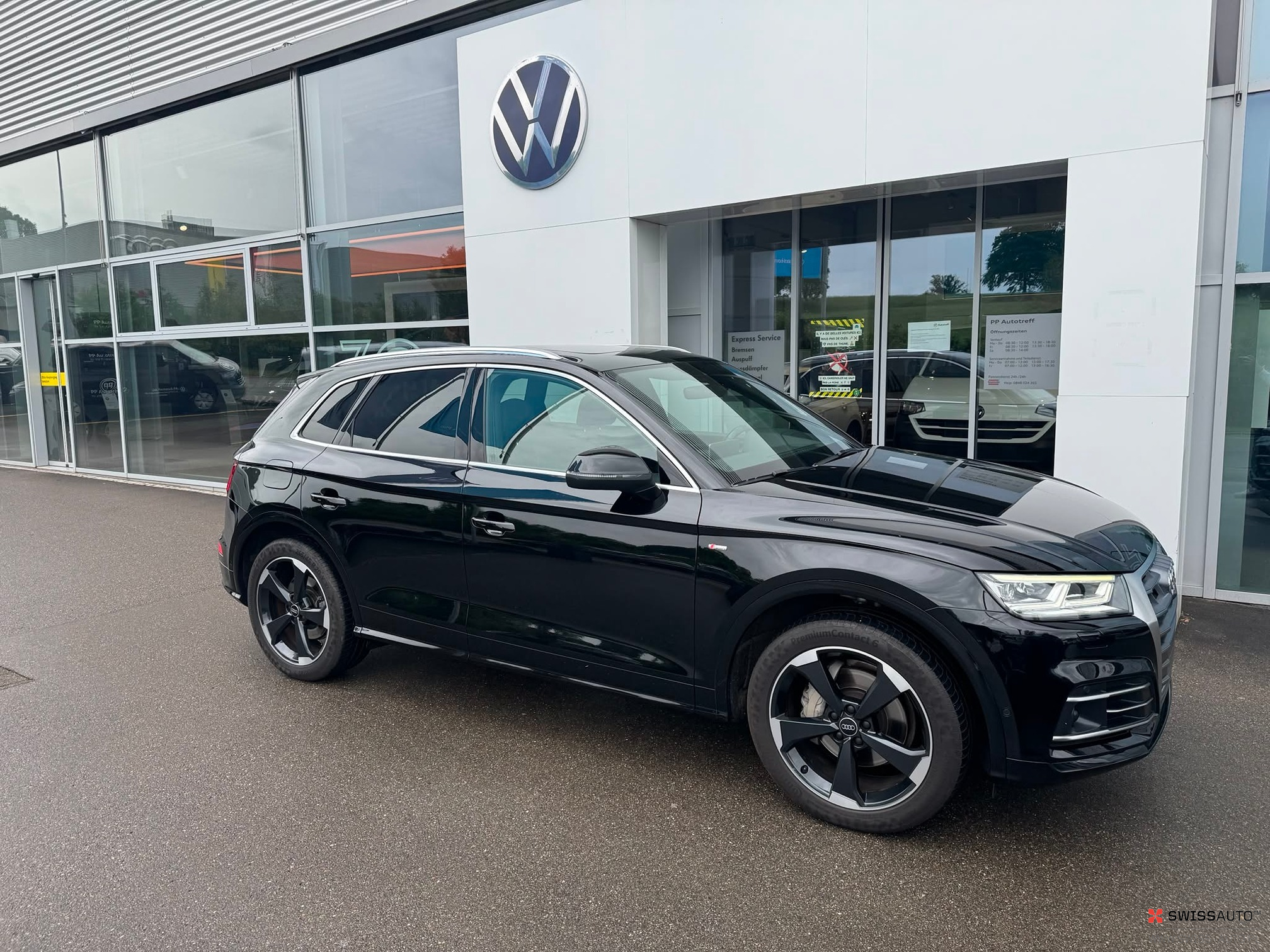 Auction Image