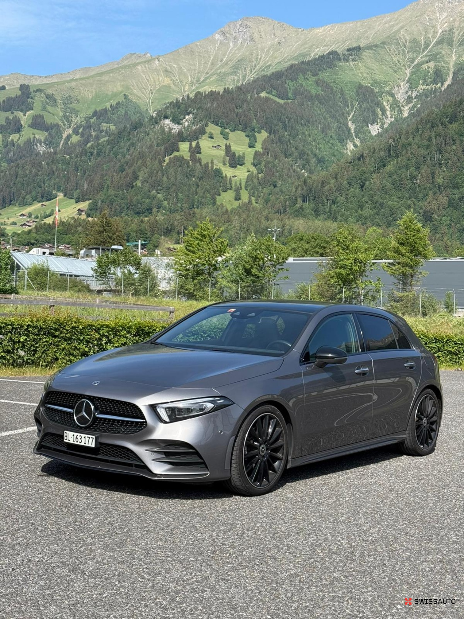 Auction Image