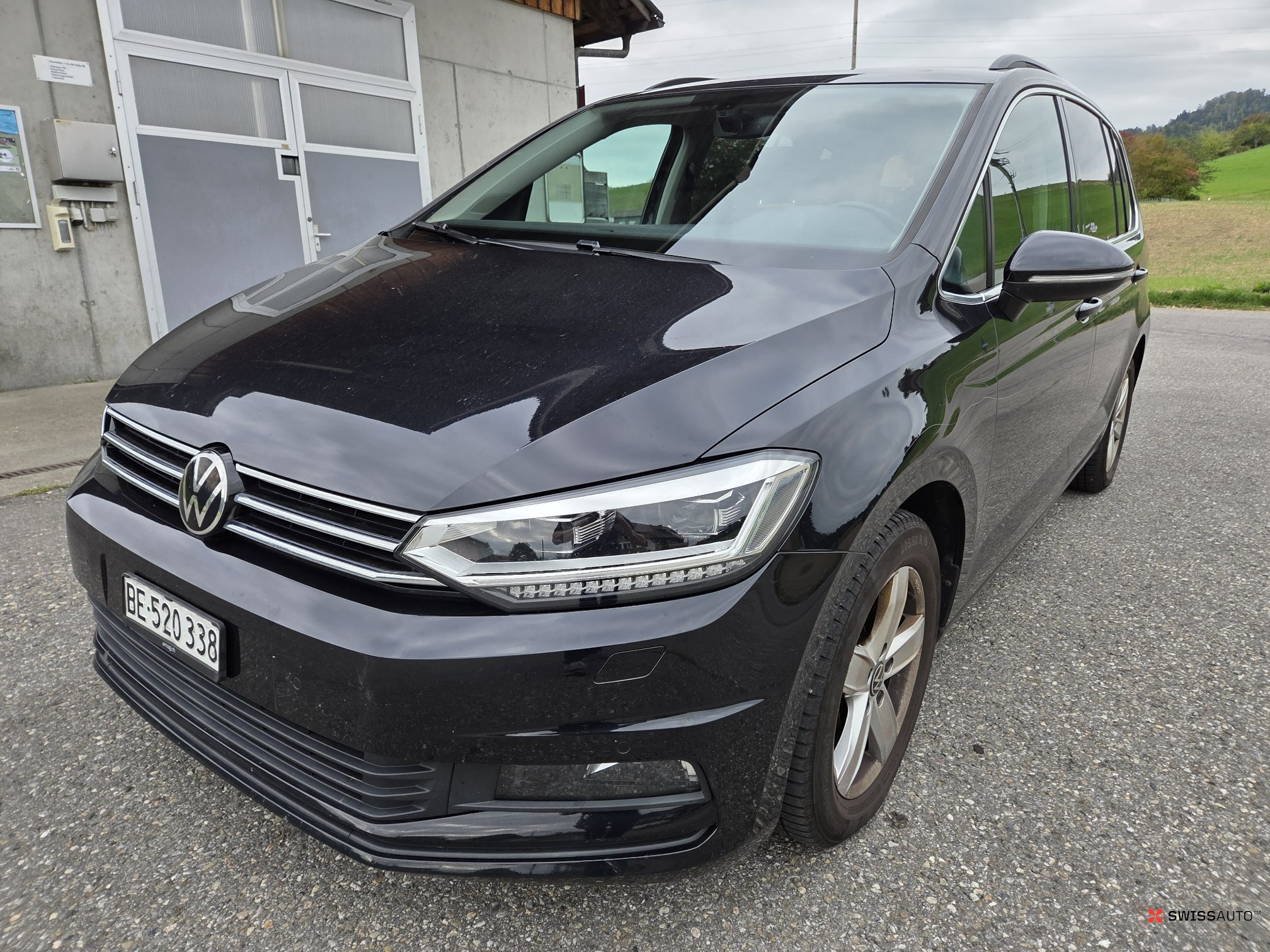 Auction Image