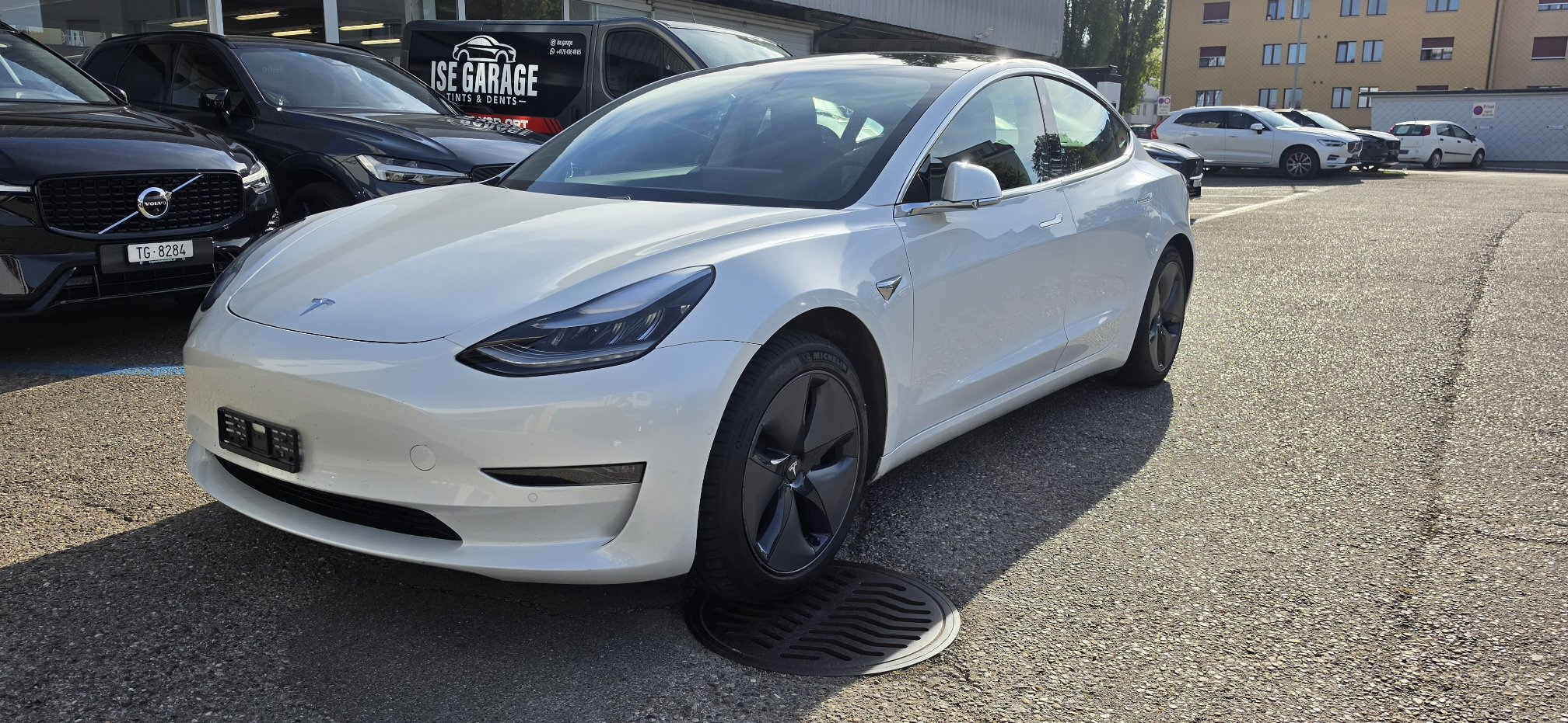 Auction Image