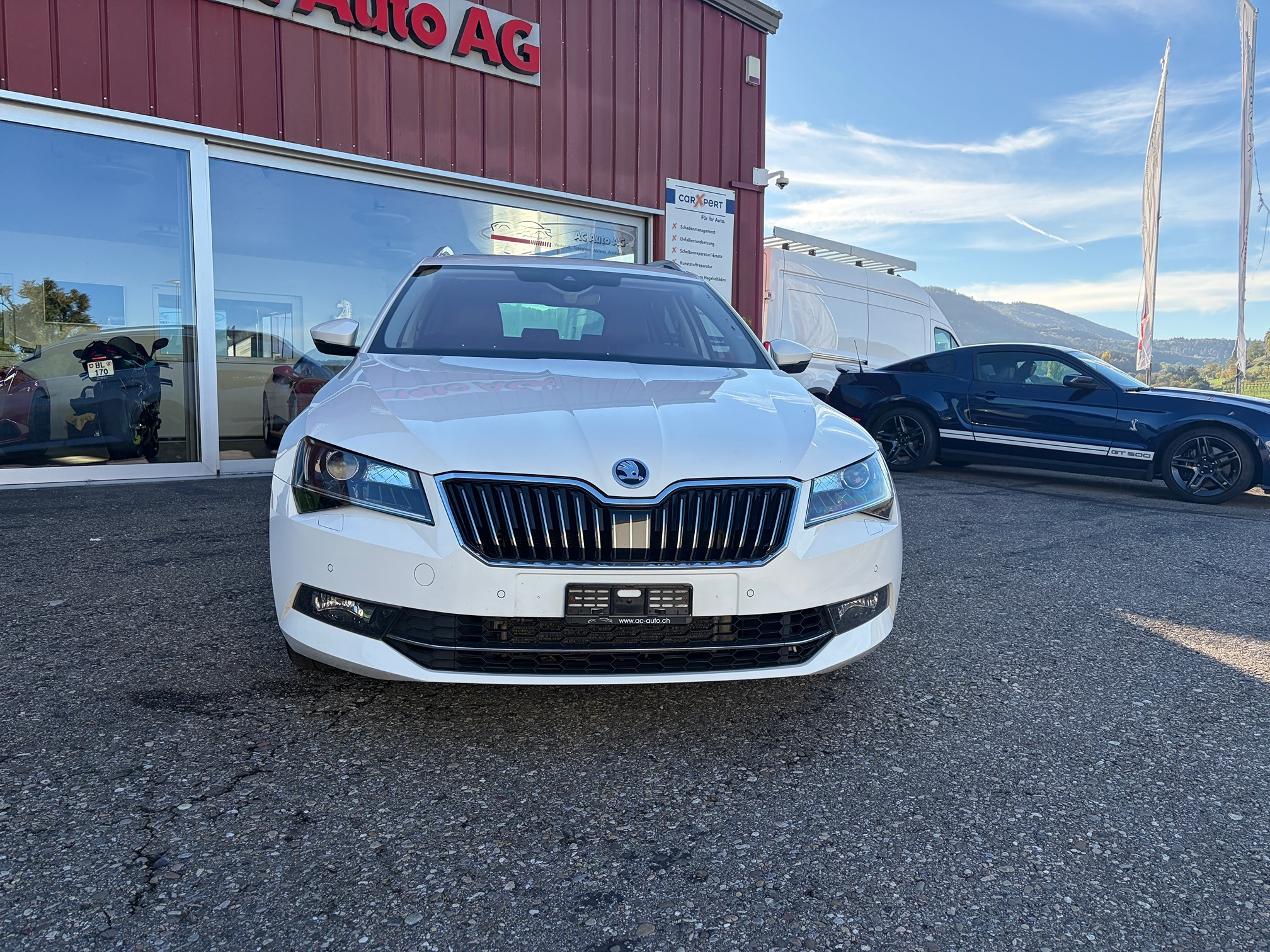 Auction Image
