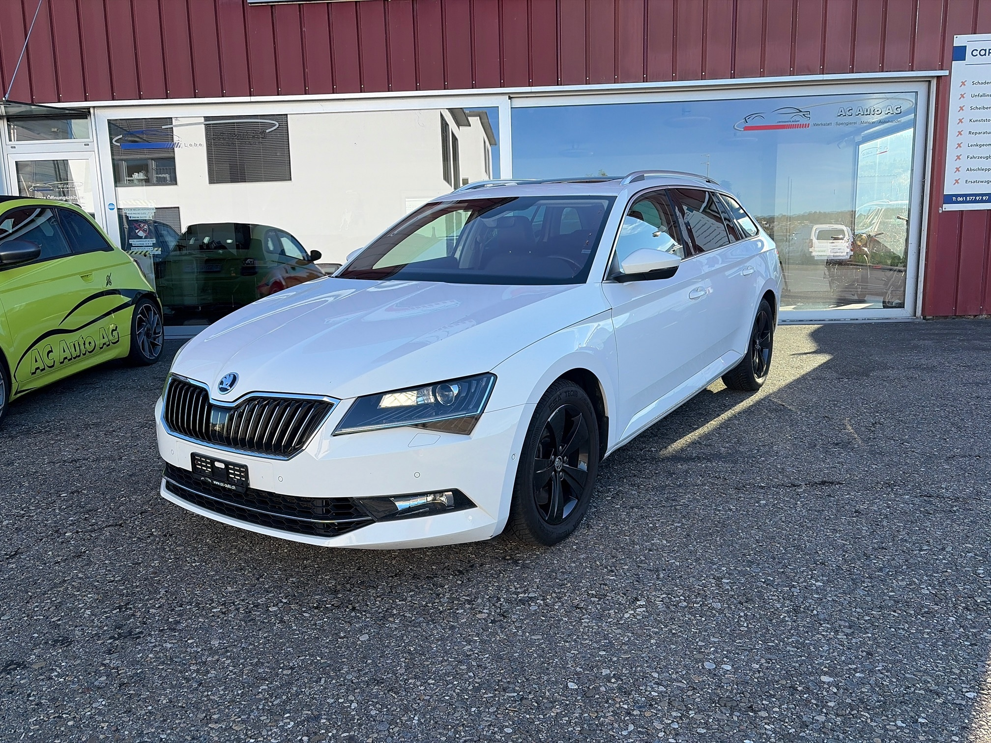 Auction Image