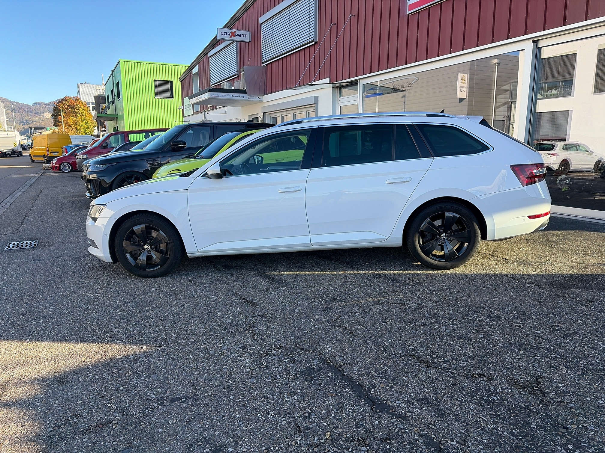 Auction Image