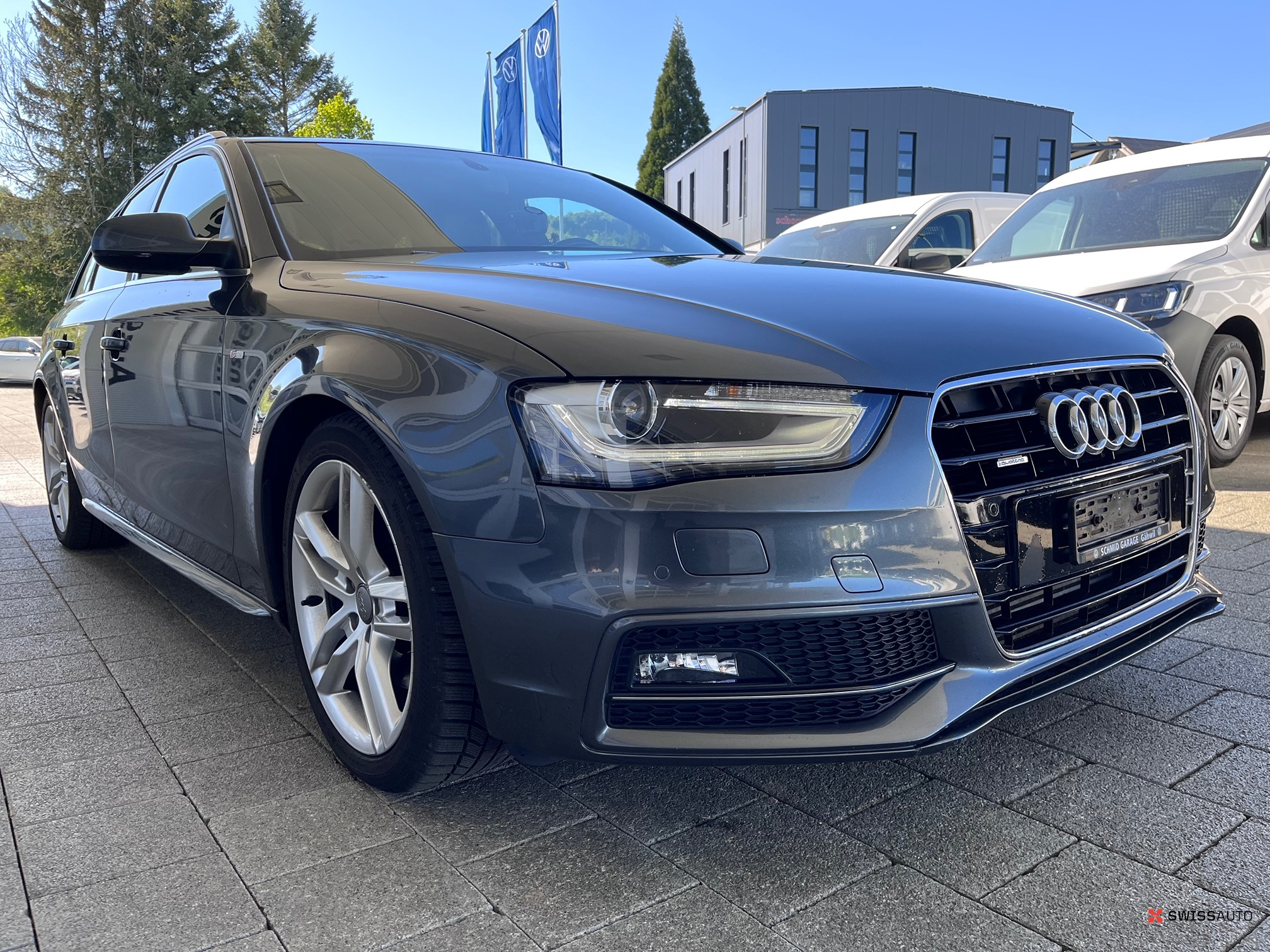 Auction Image