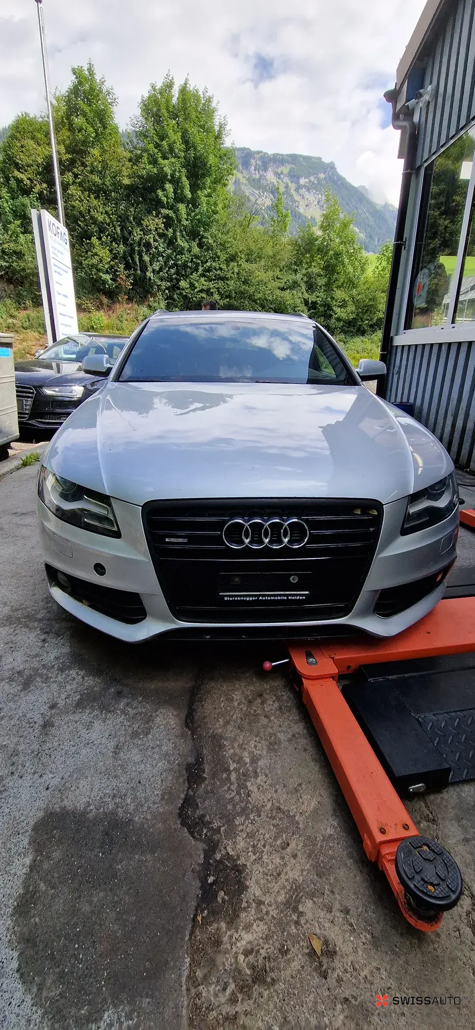 Auction Image