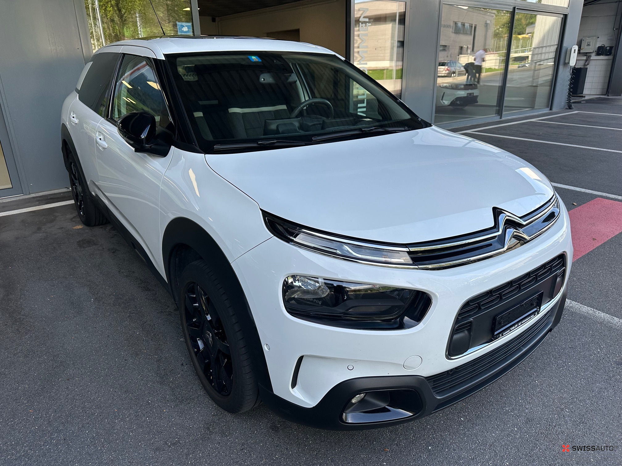 Auction Image