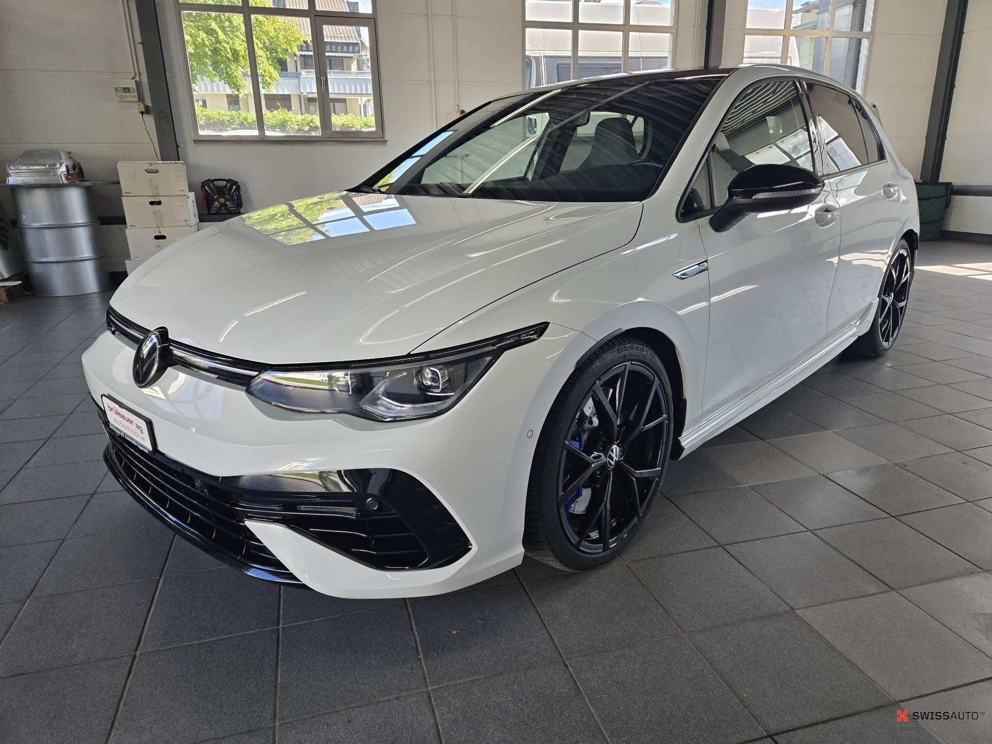 Auction Image
