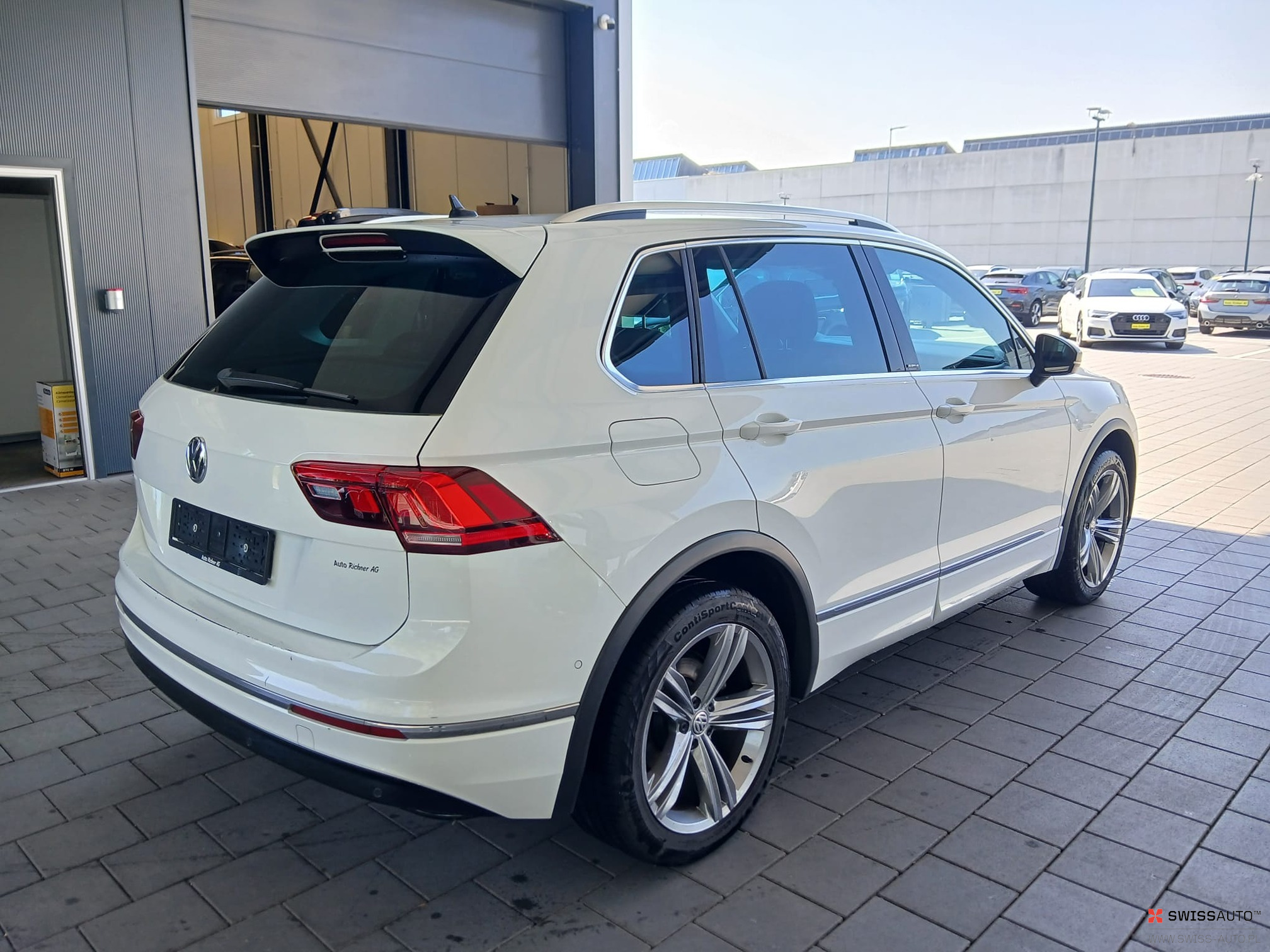 Auction Image