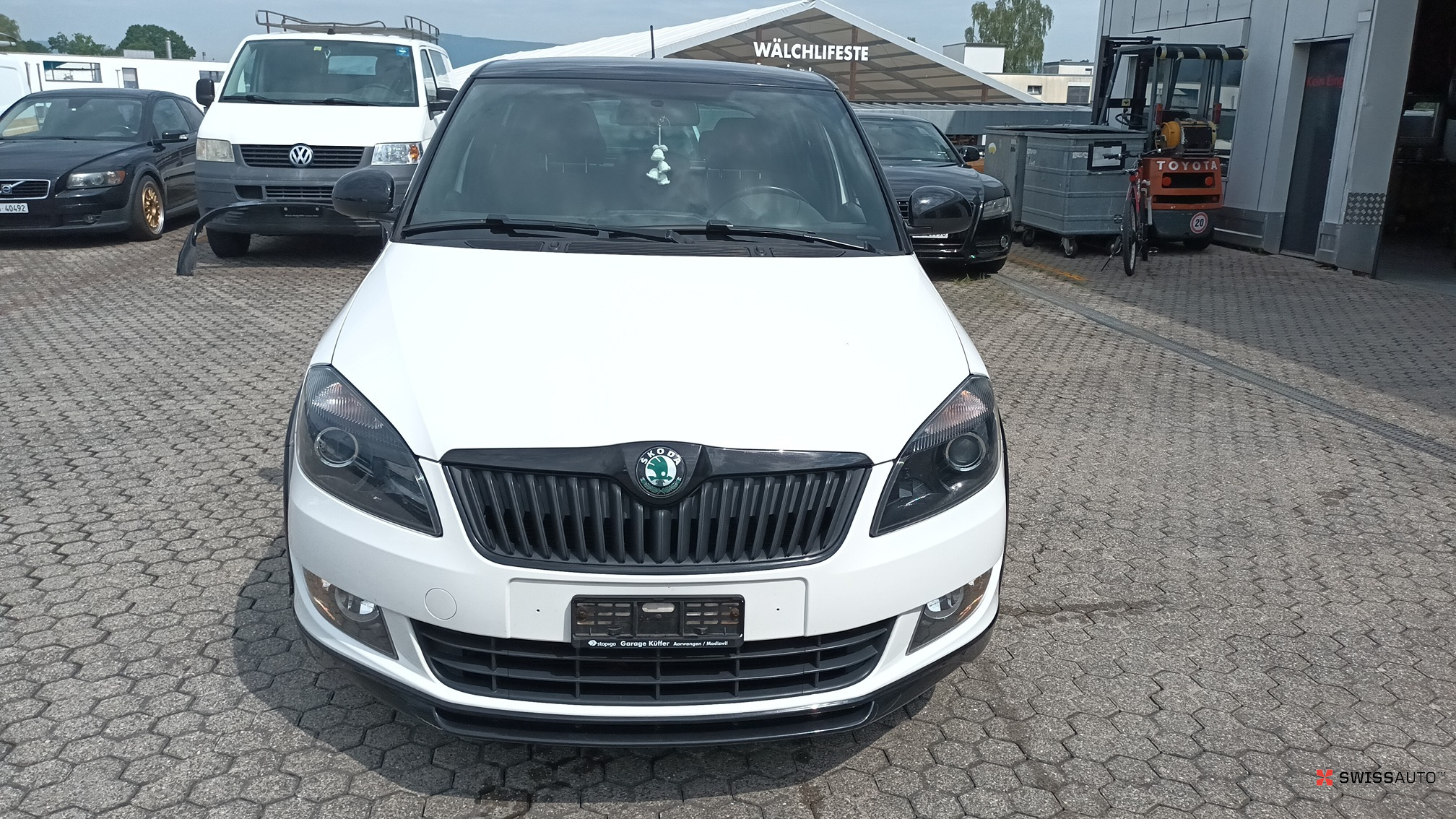 Auction Image