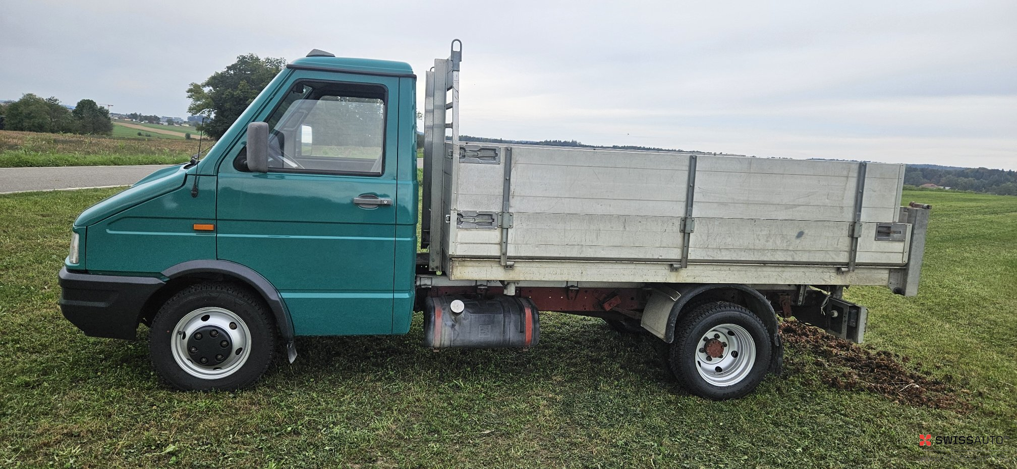 Auction Image