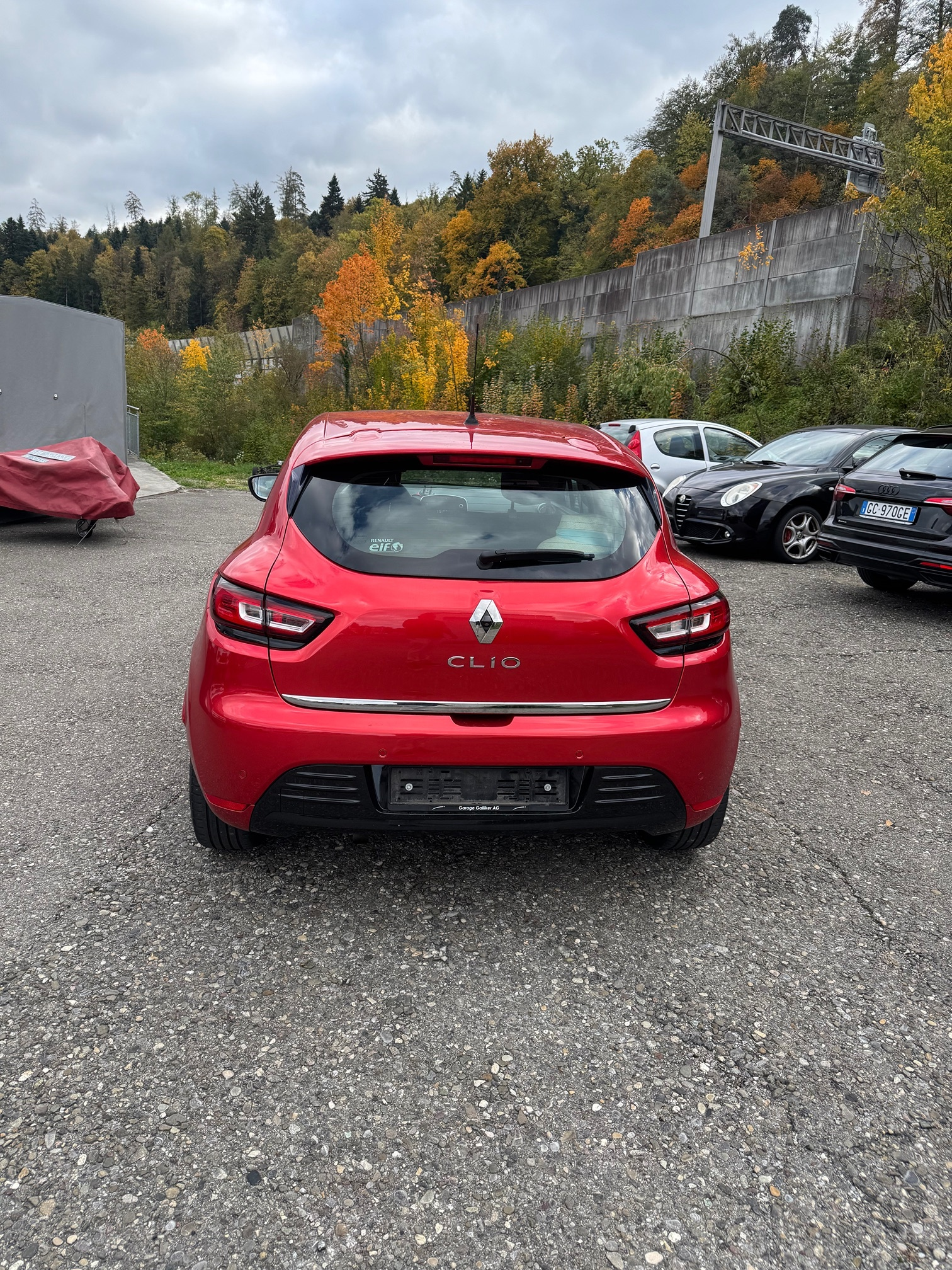 Auction Image