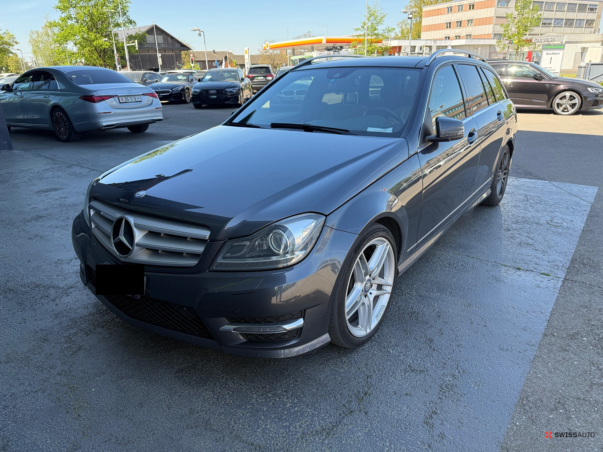 Auction Image