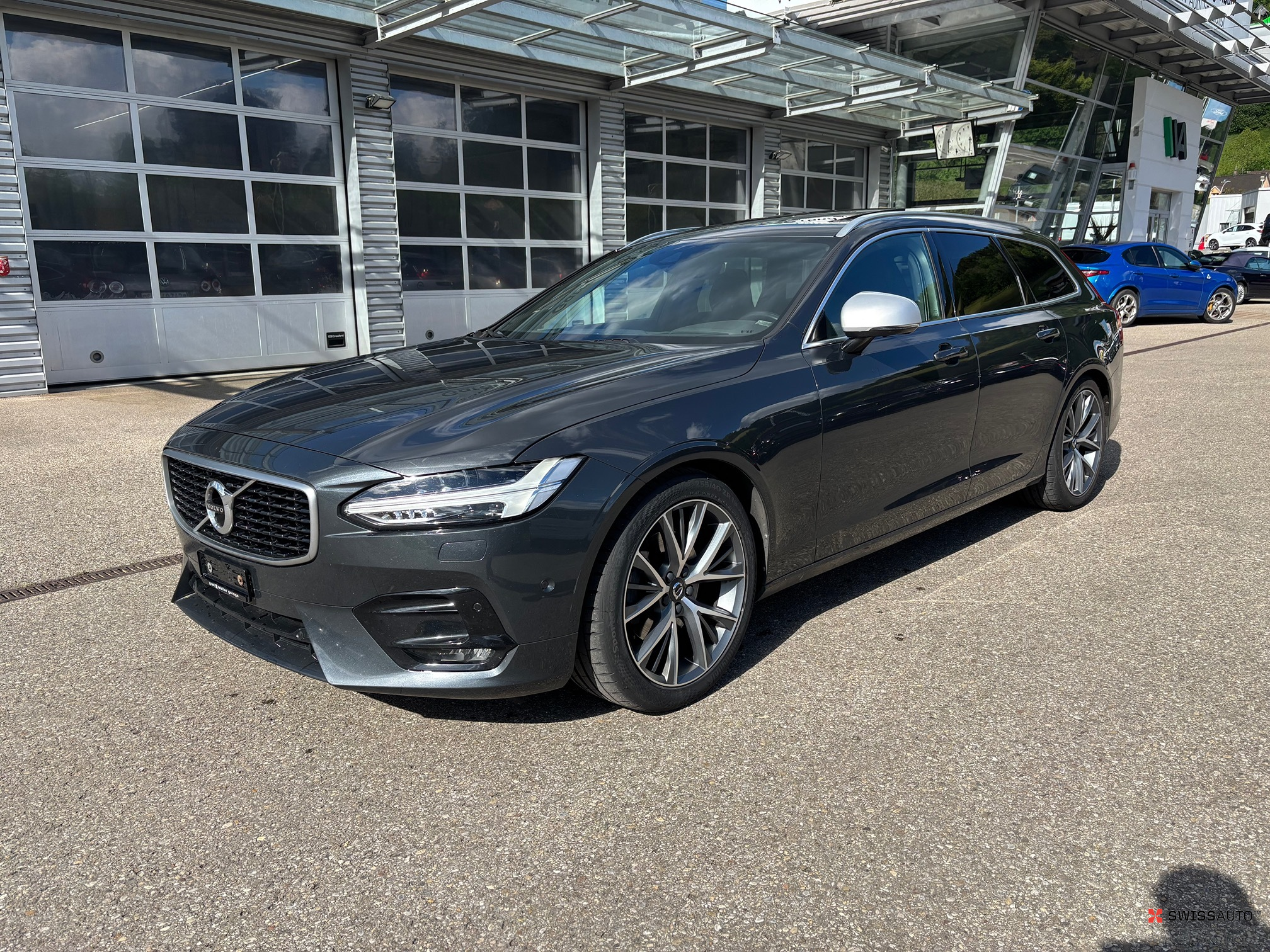 Auction Image