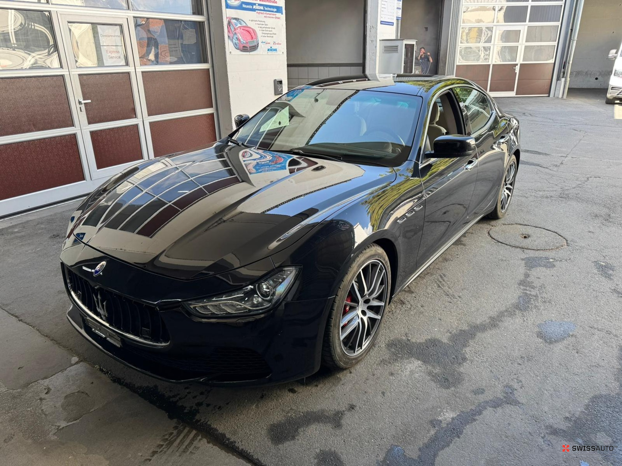 Auction Image