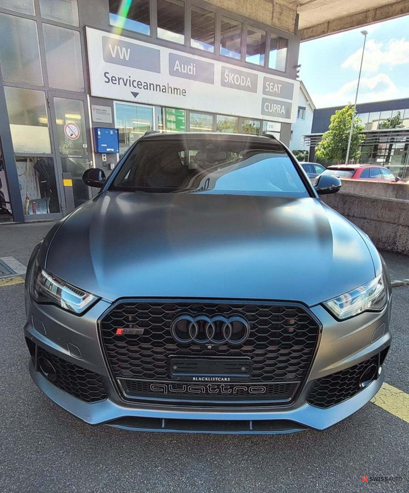 Auction Image