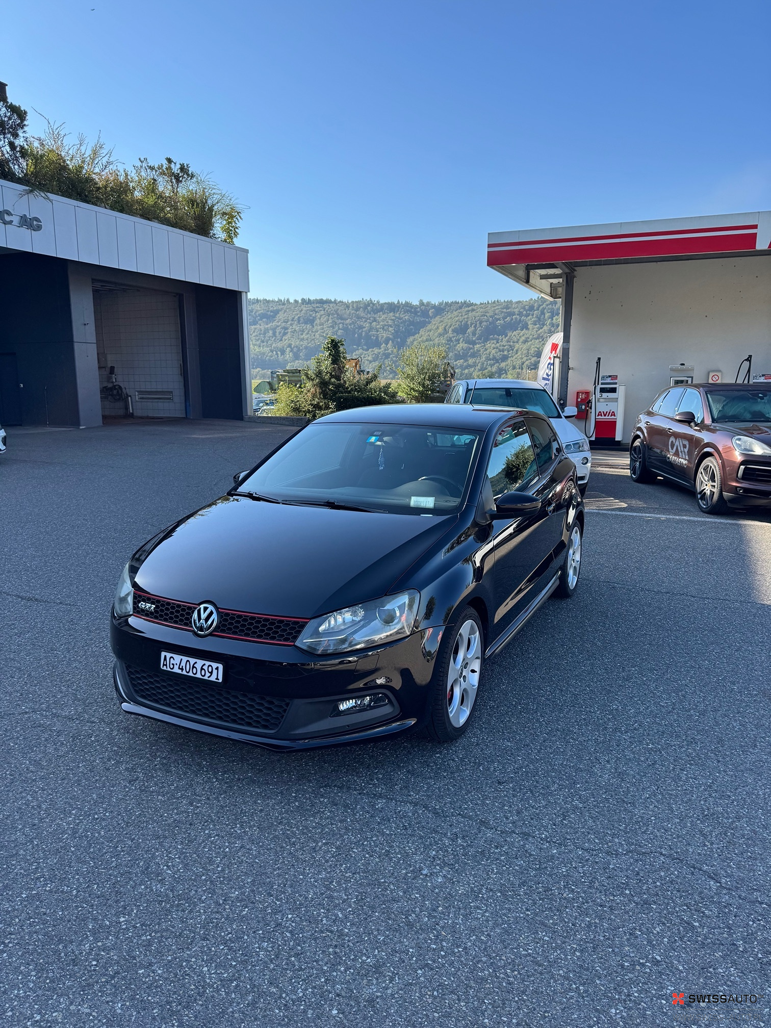 Auction Image