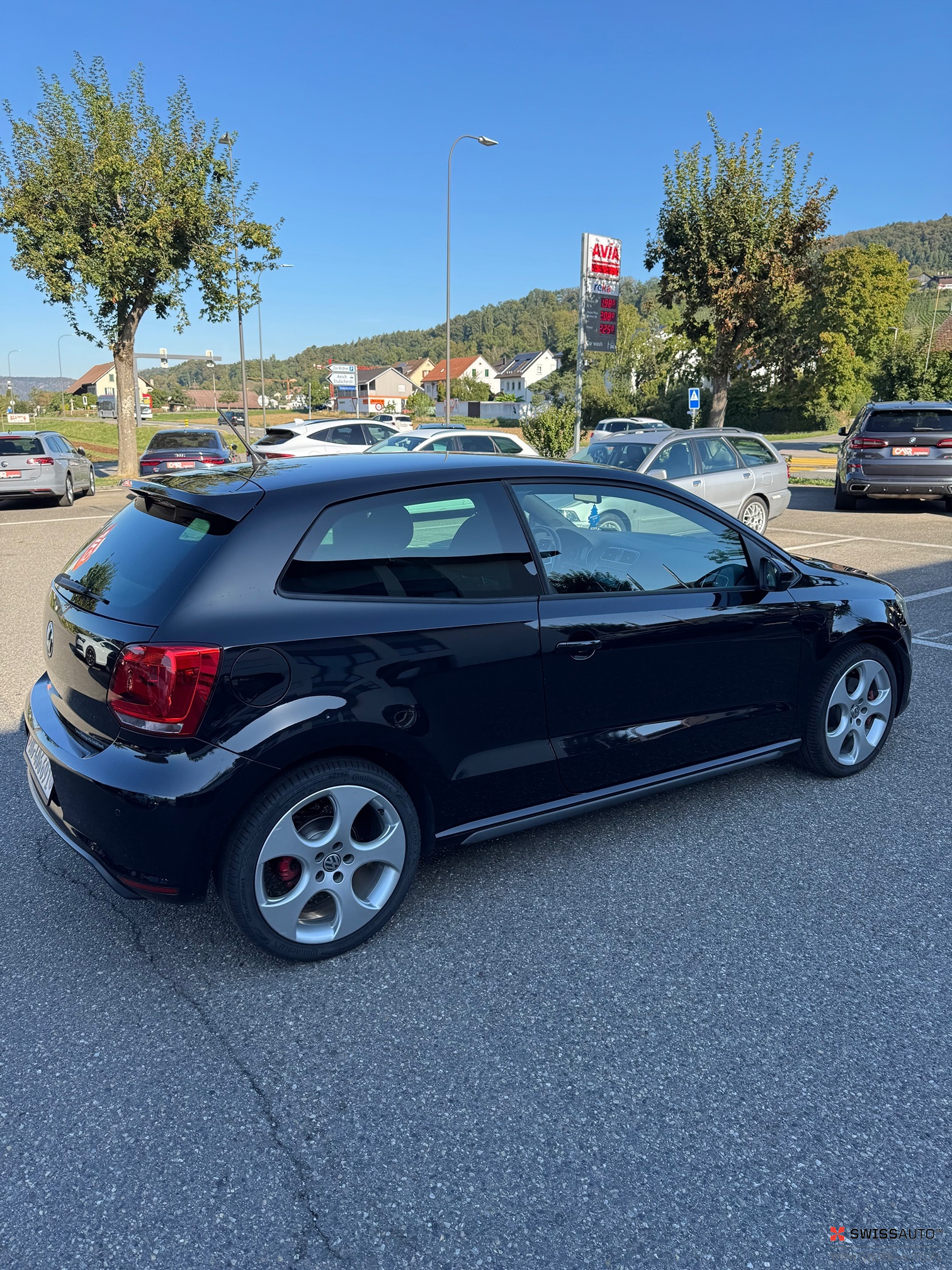 Auction Image